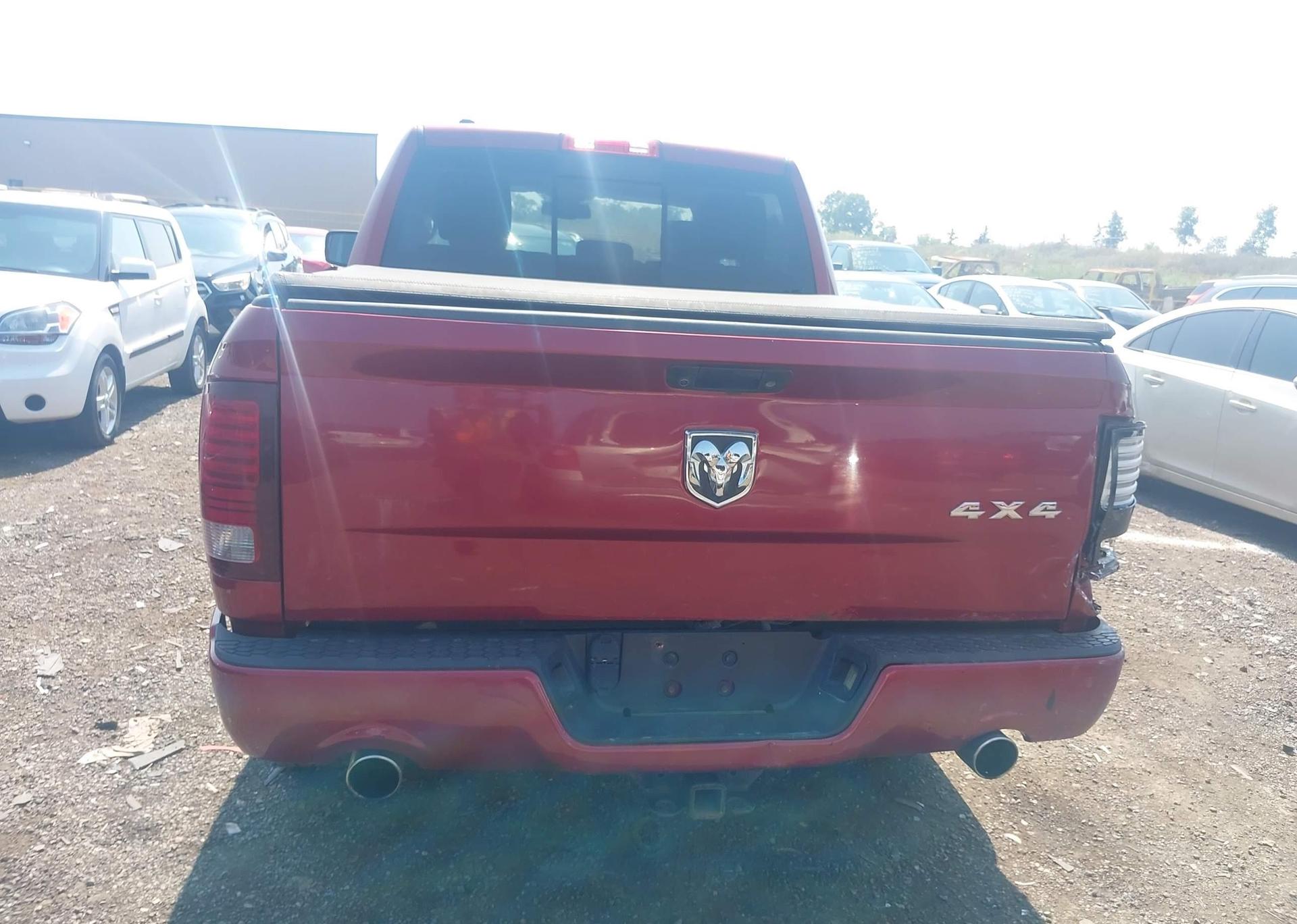 2013 RAM 1500 SPORT