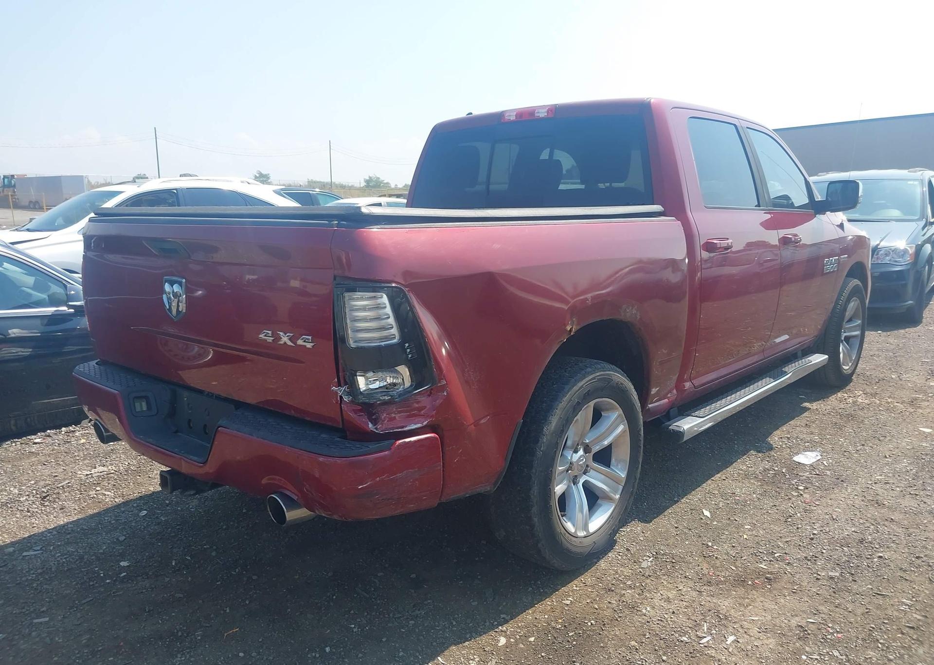 2013 RAM 1500 SPORT