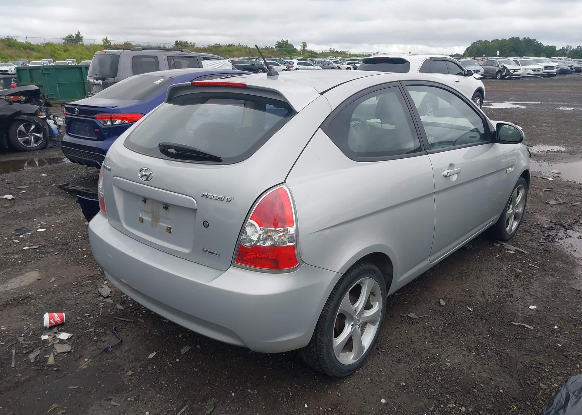 2009 HYUNDAI ACCENT GL