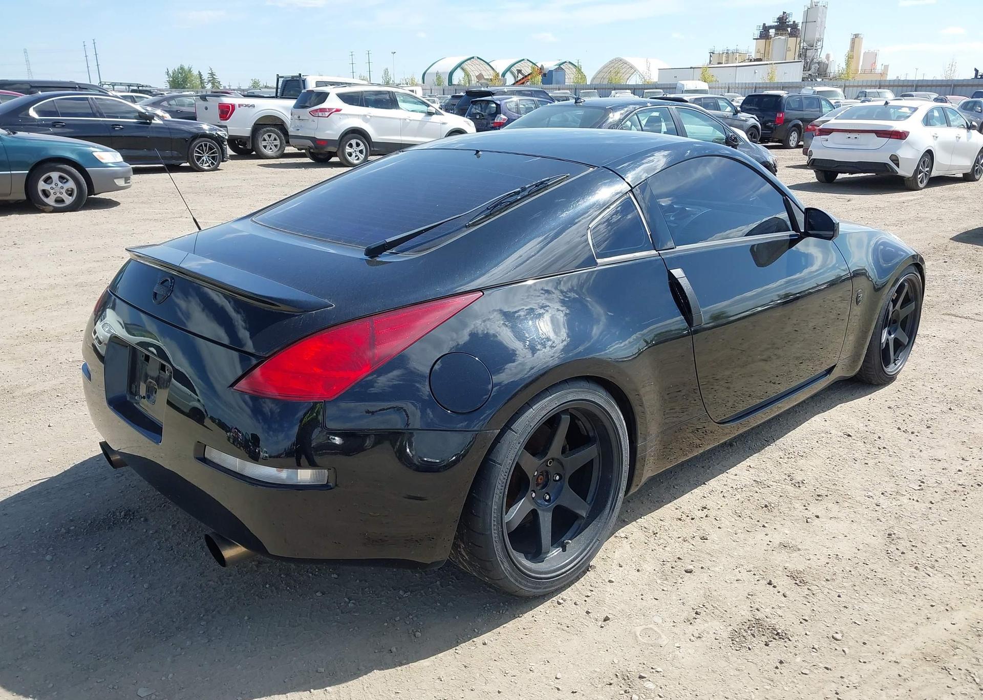 2003 NISSAN 350Z TRACK