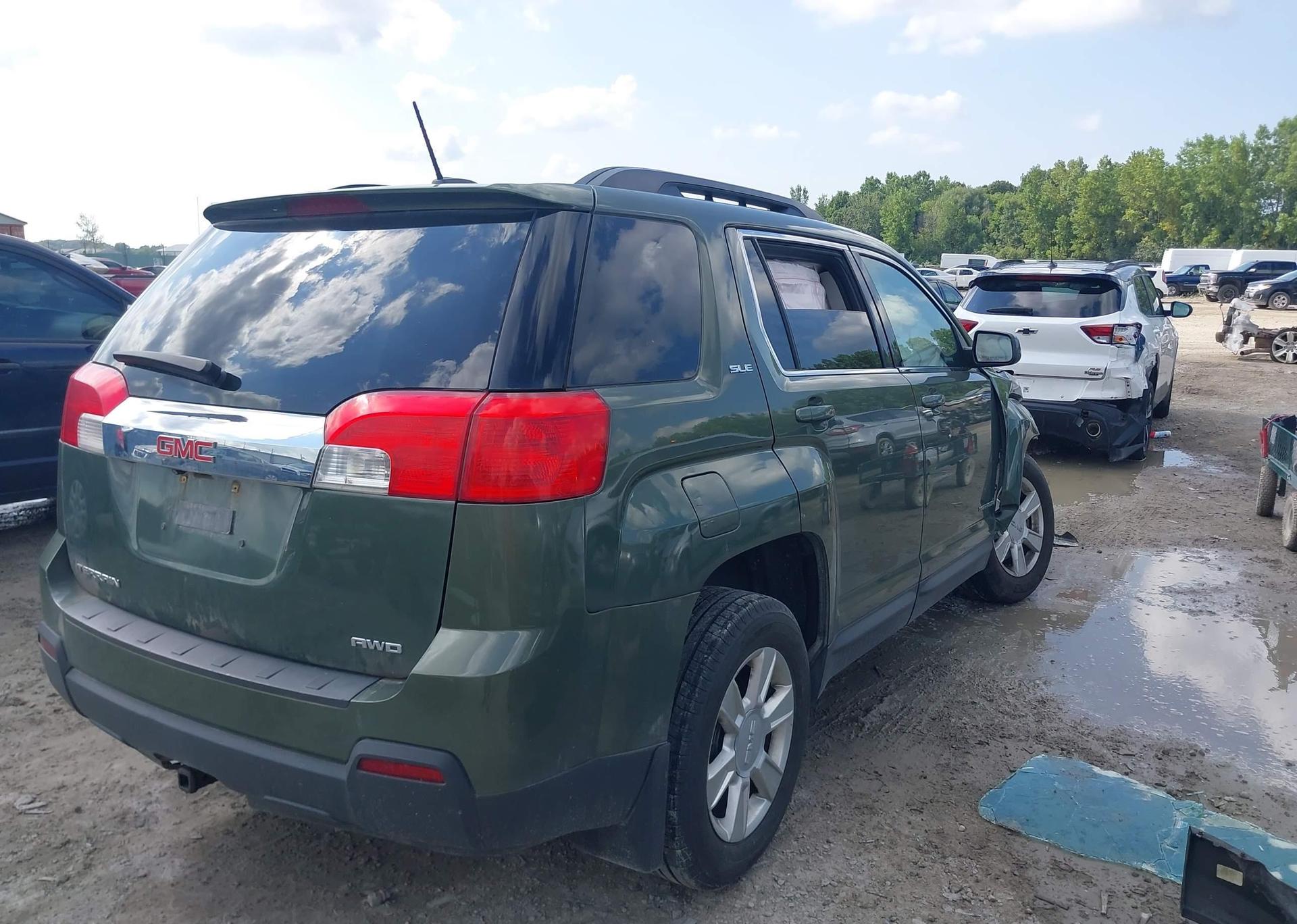 2015 GMC TERRAIN SLE-2