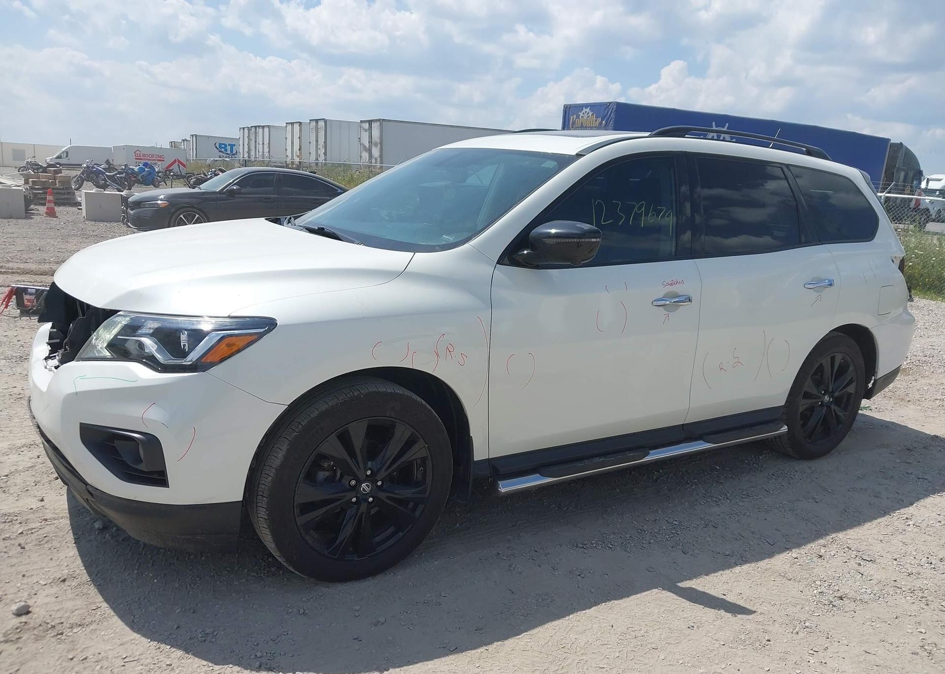 2018 NISSAN PATHFINDER MIDNIGHT EDITION