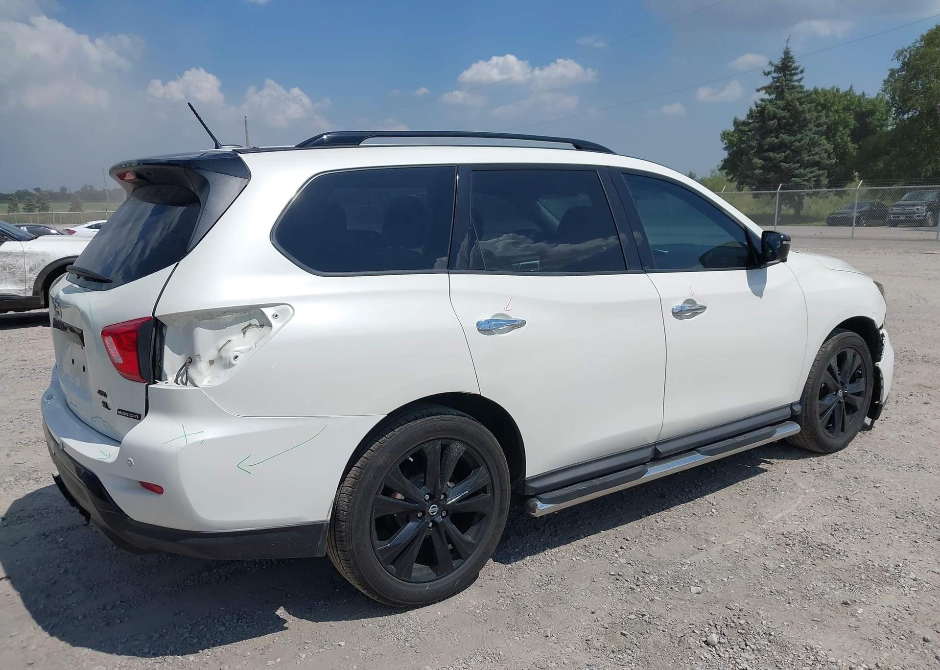 2018 NISSAN PATHFINDER MIDNIGHT EDITION