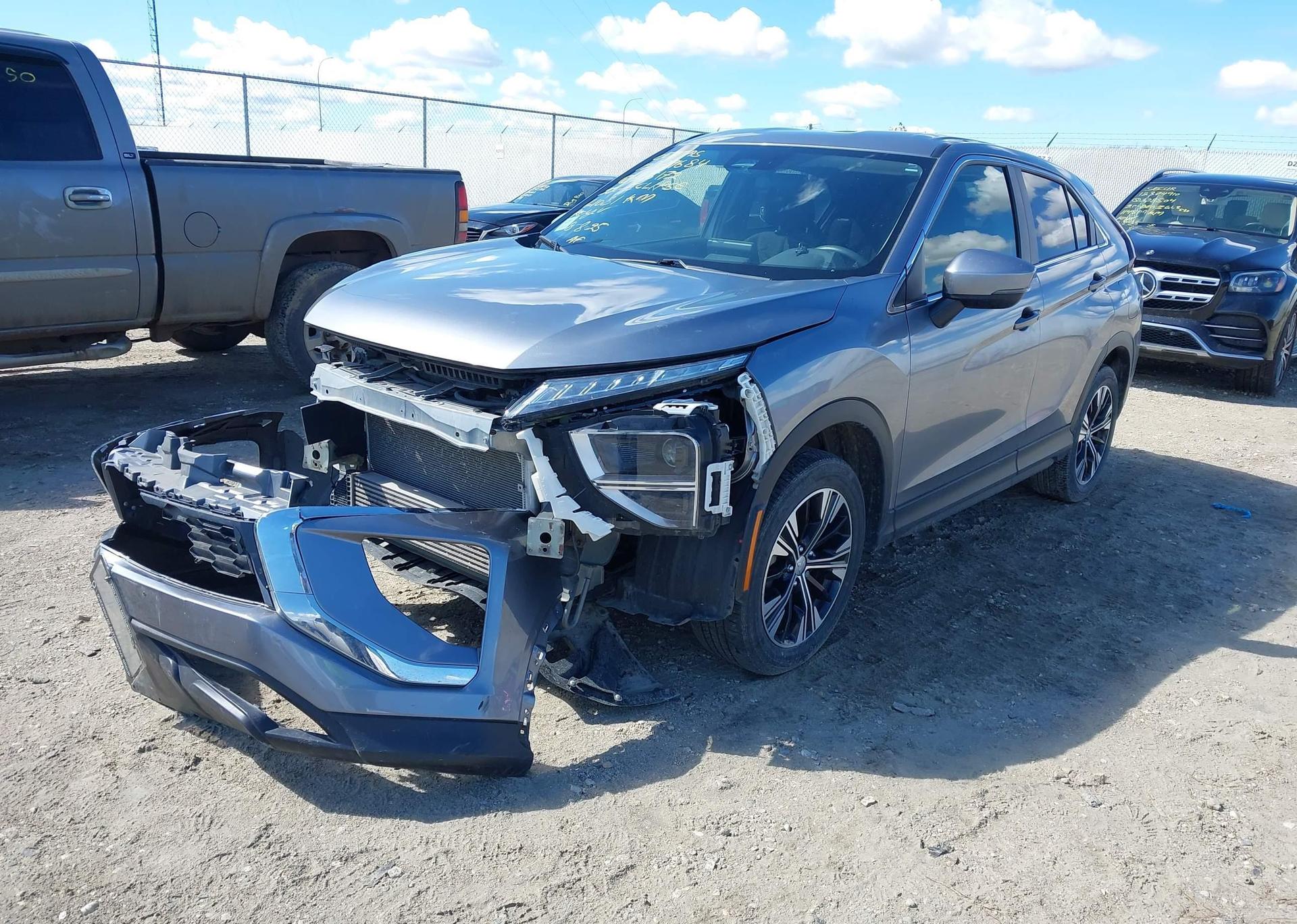2022 MITSUBISHI ECLIPSE CROSS ES