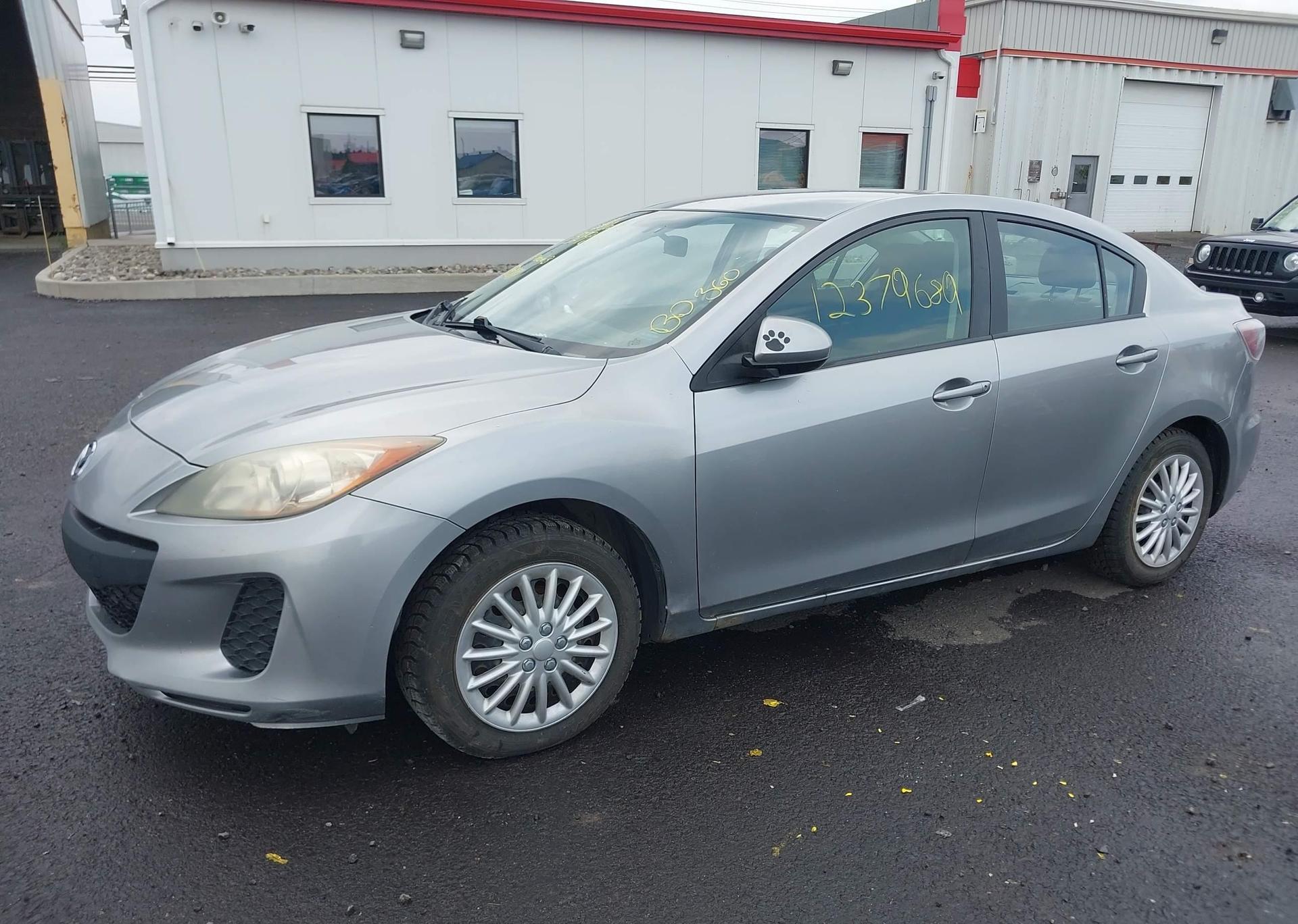 2012 MAZDA 3 I