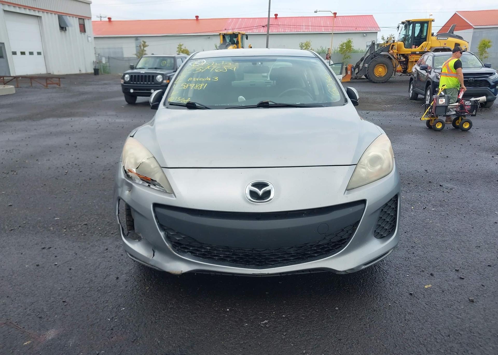 2012 MAZDA 3 I