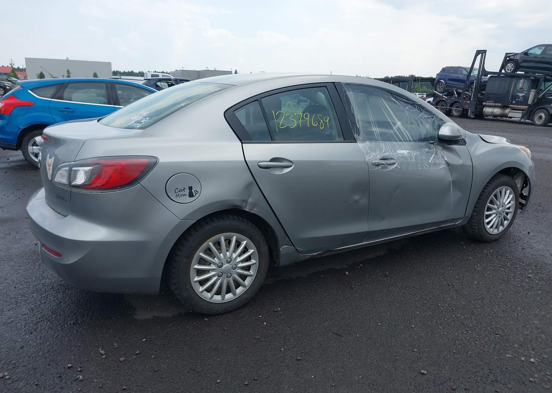 2012 MAZDA 3 I
