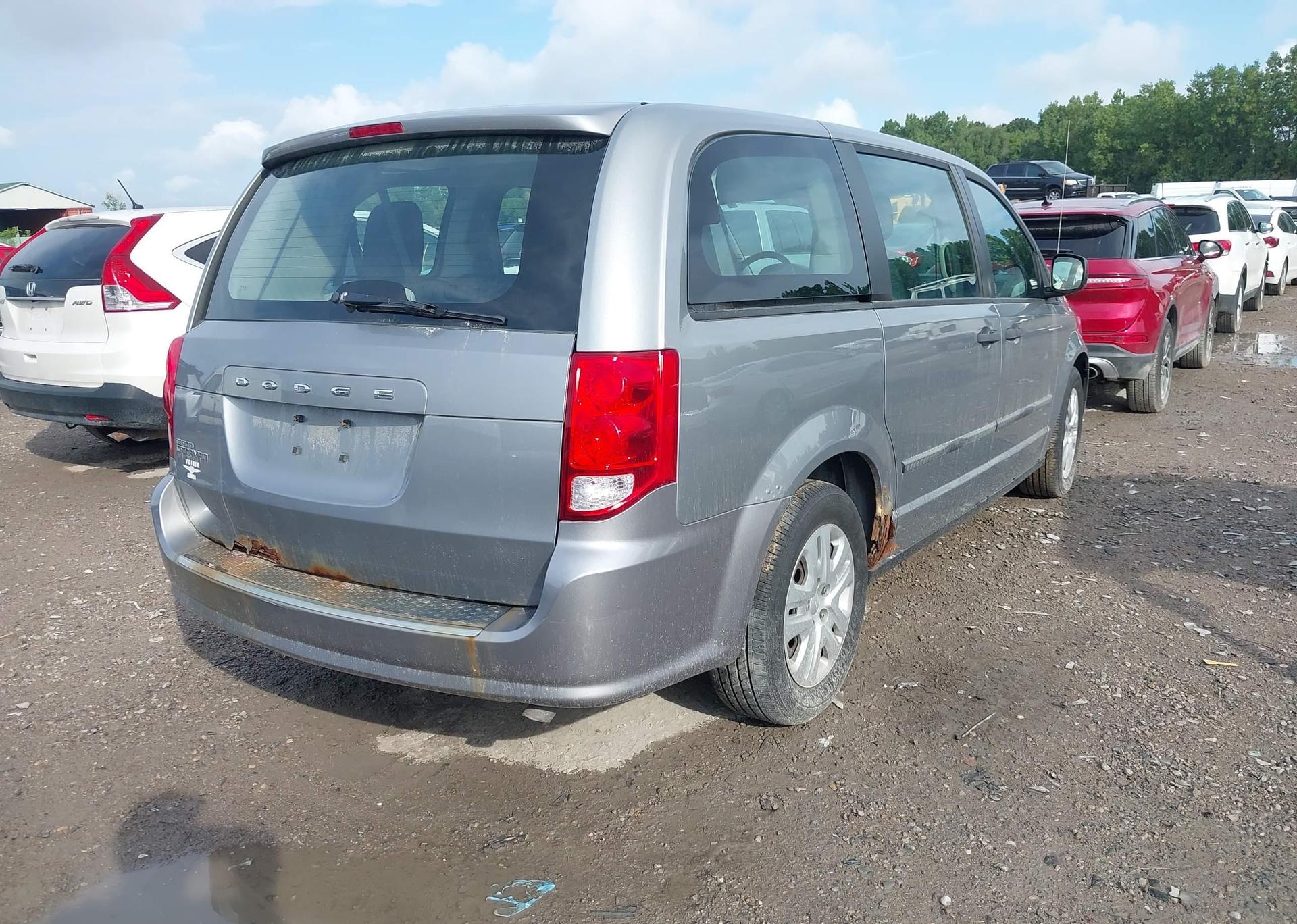 2014 DODGE GRAND CARAVAN SE