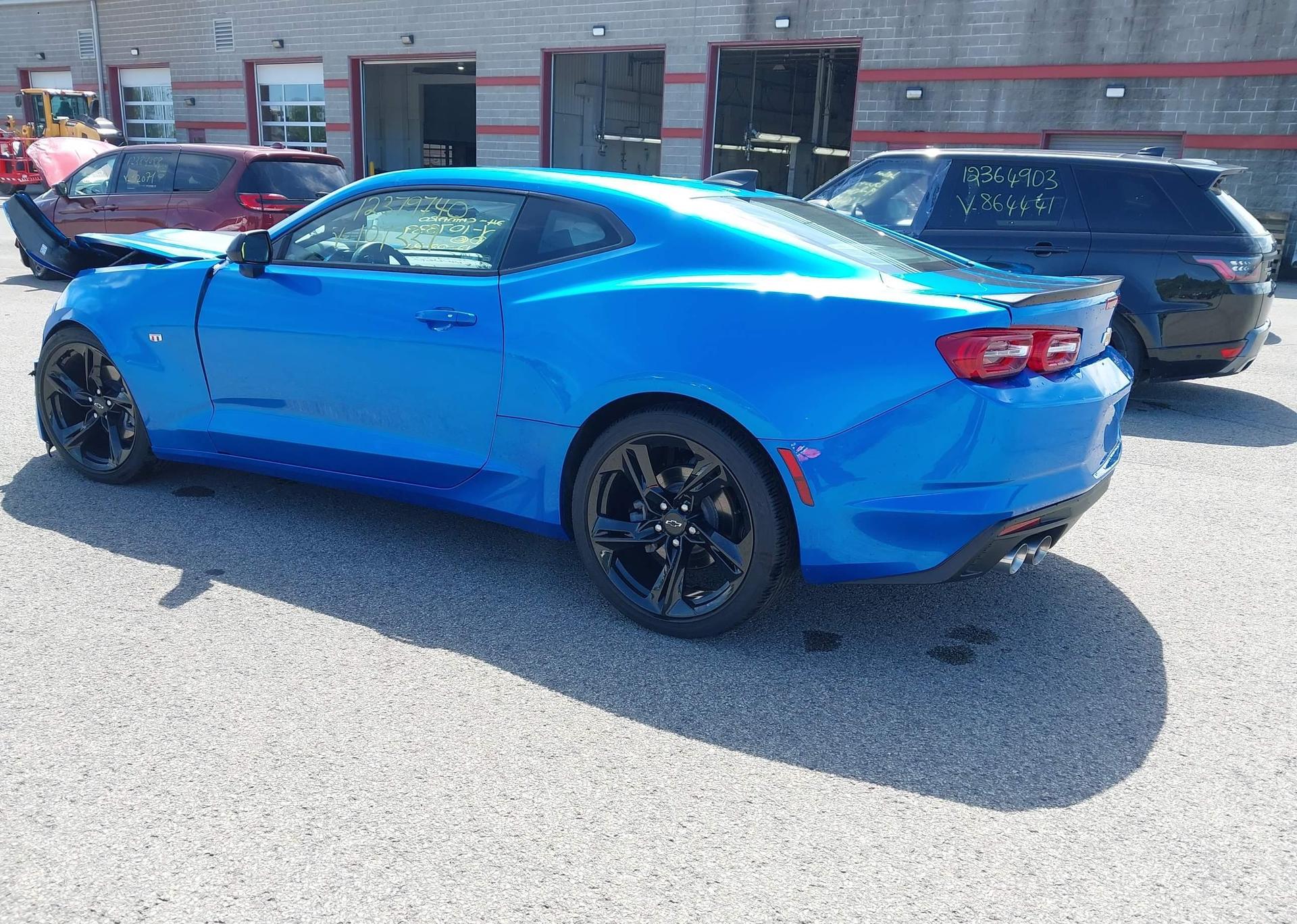 2024 CHEVROLET Camaro 2LT.
