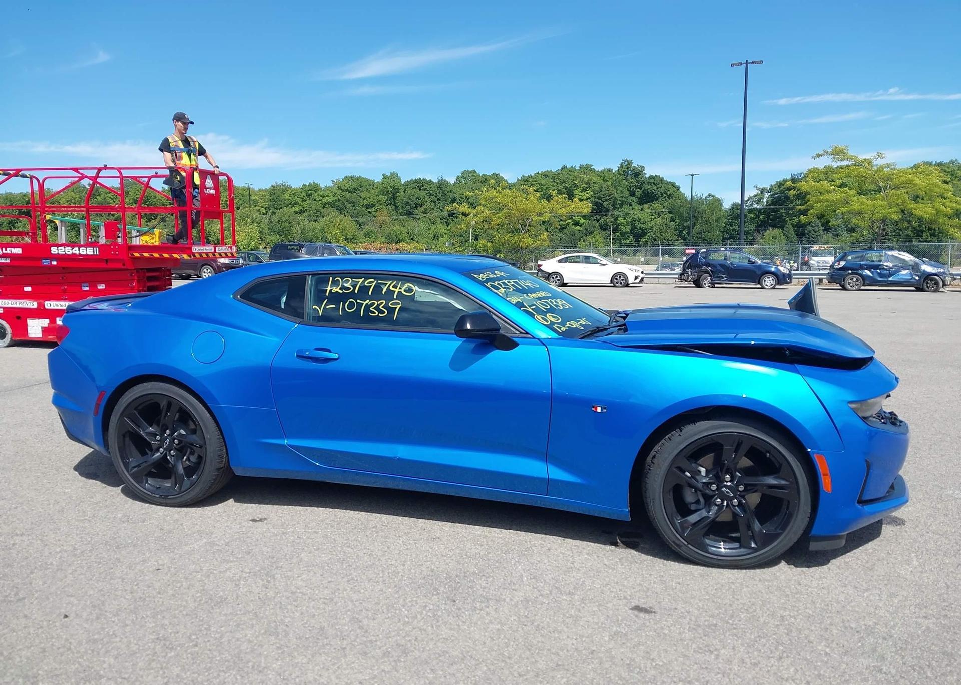2024 CHEVROLET Camaro 2LT.