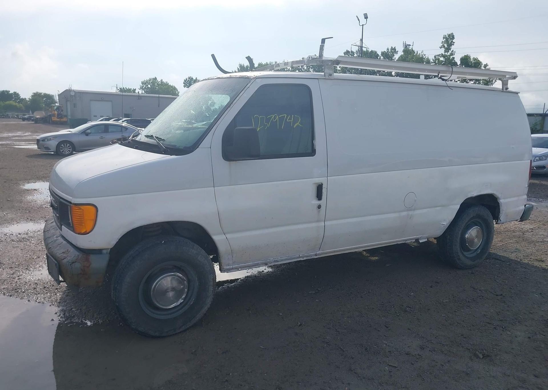 2006 FORD ECONOLINE E250 VAN