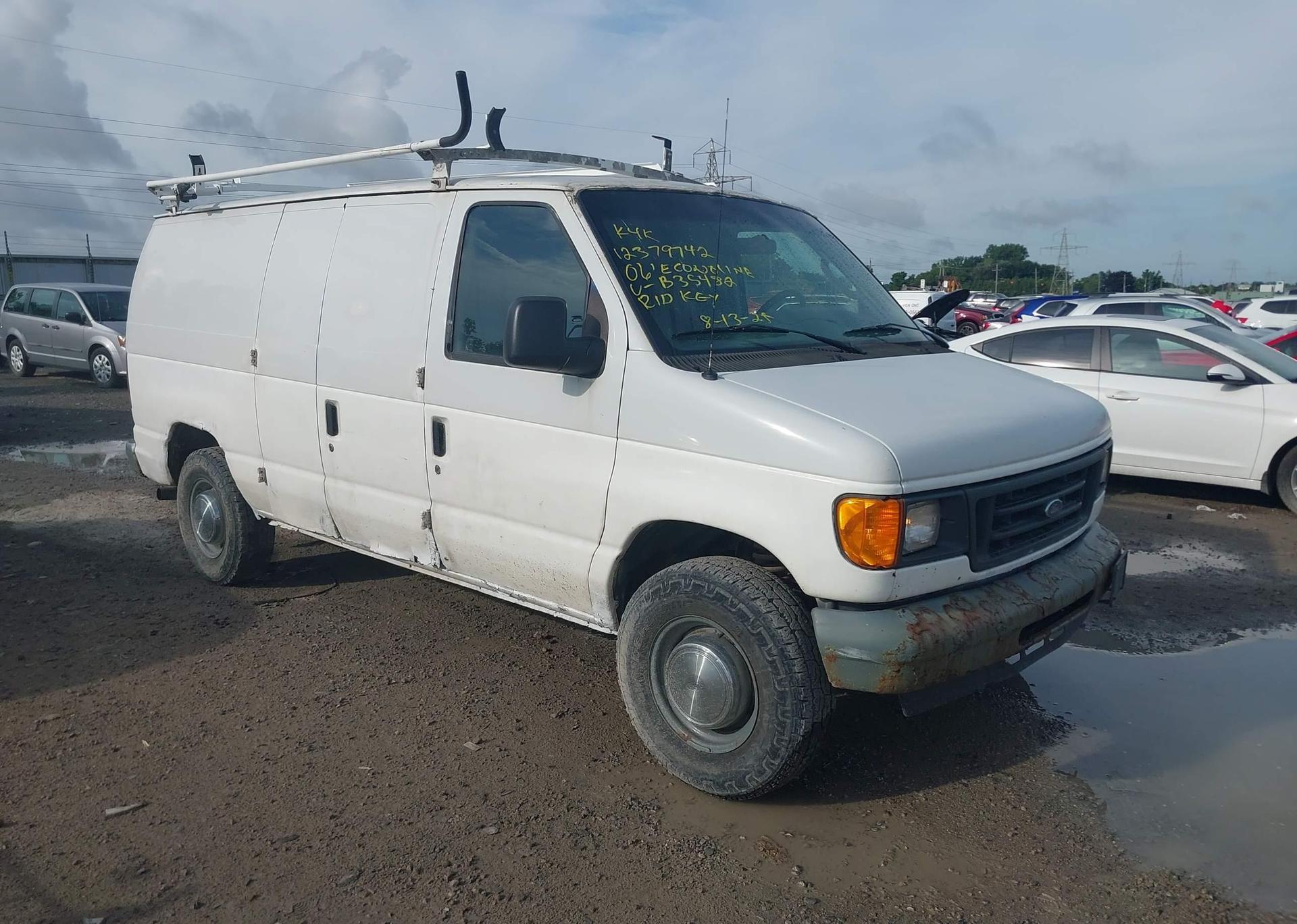 2006 FORD ECONOLINE E250 VAN