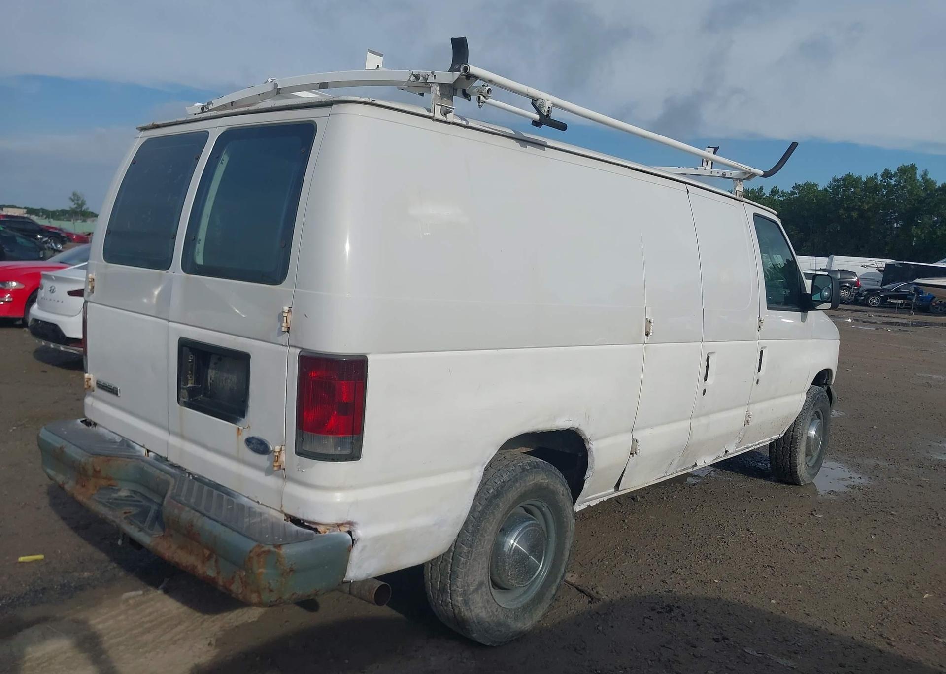 2006 FORD ECONOLINE E250 VAN