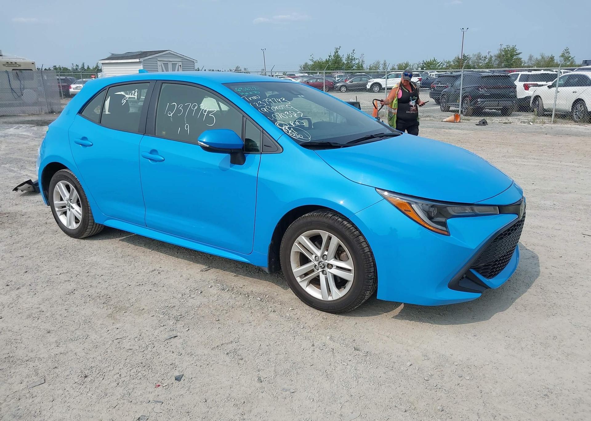 2019 TOYOTA COROLLA SE