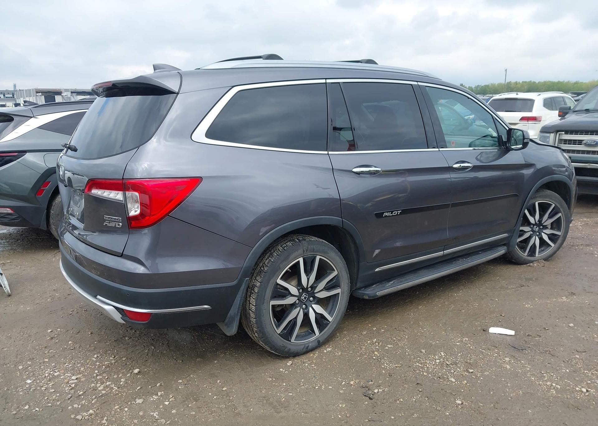 2019 HONDA PILOT TOURING
