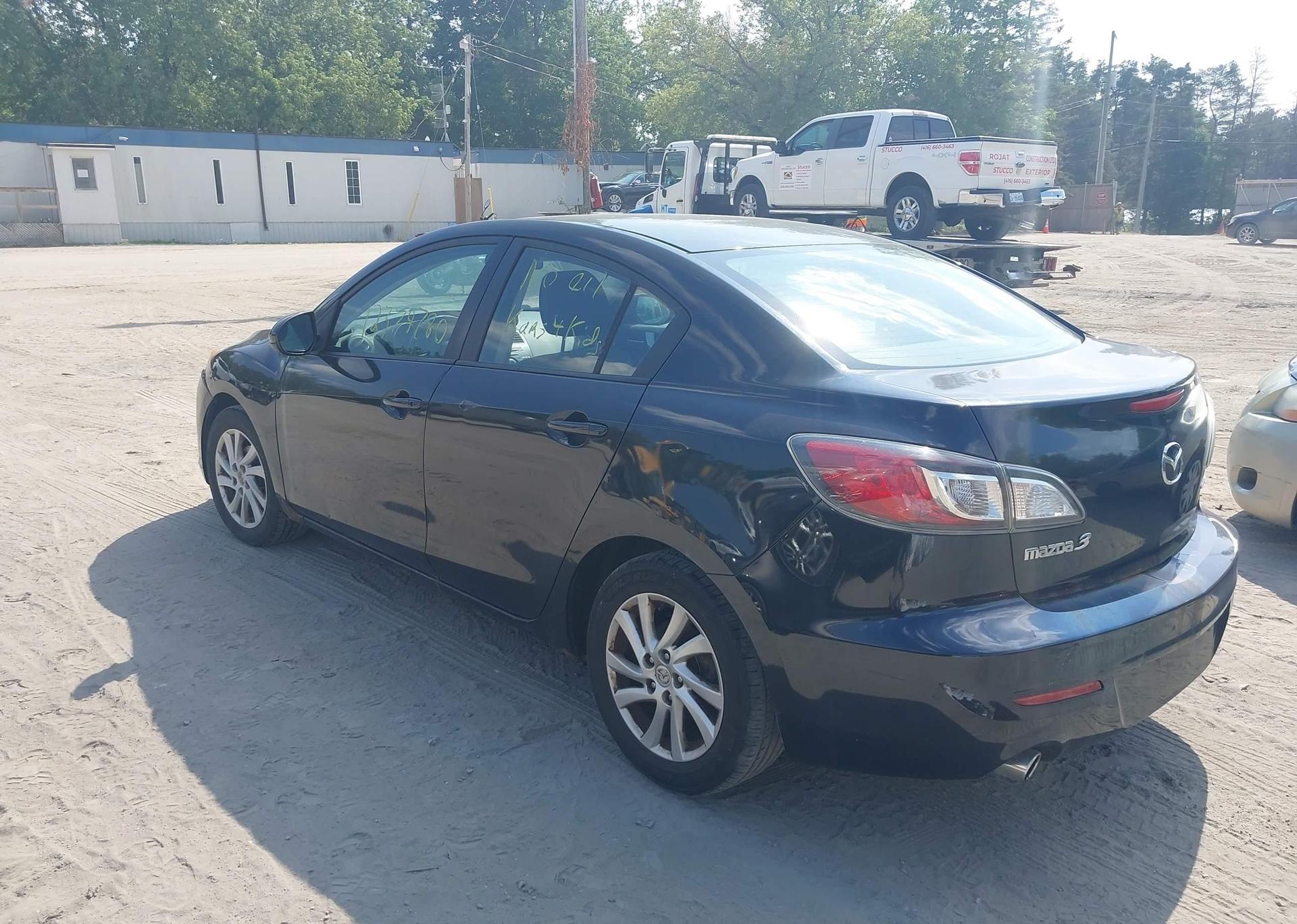 2012 MAZDA 3 I