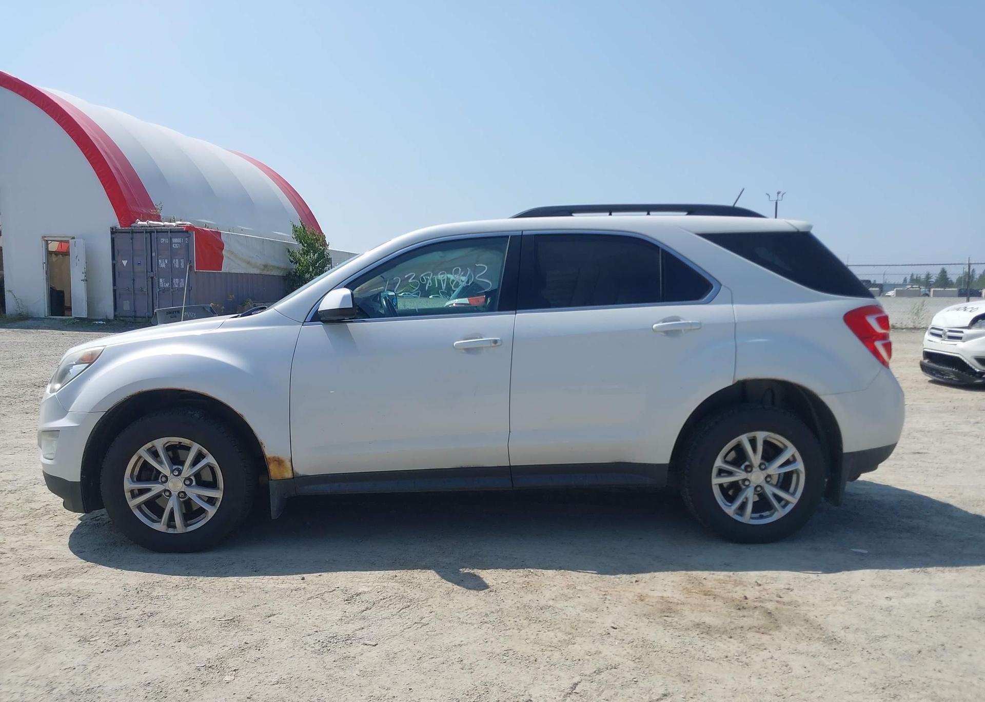 2017 CHEVROLET EQUINOX LT