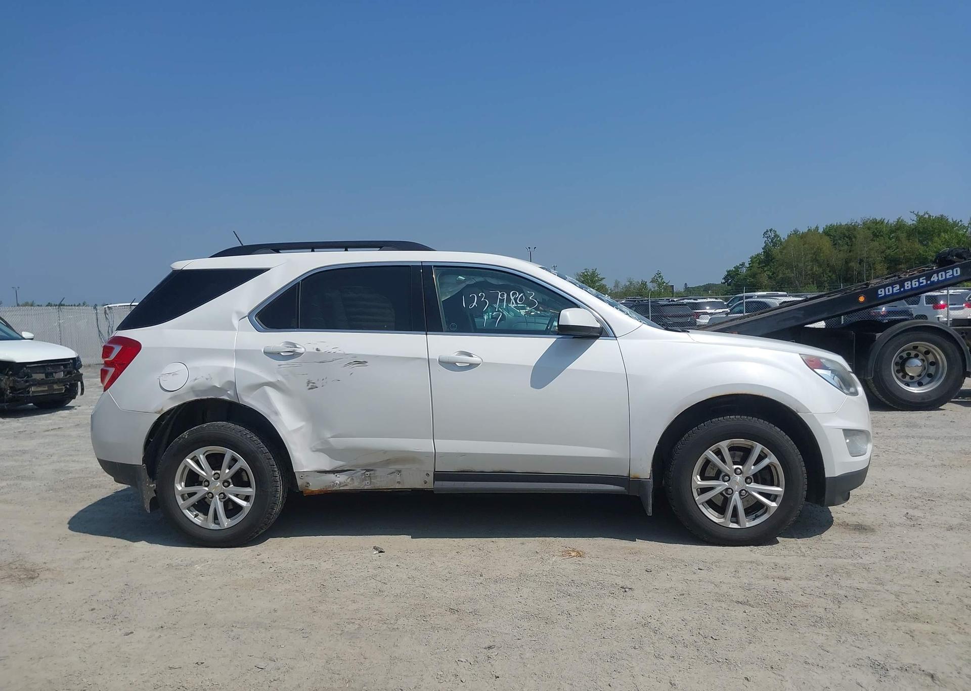 2017 CHEVROLET EQUINOX LT