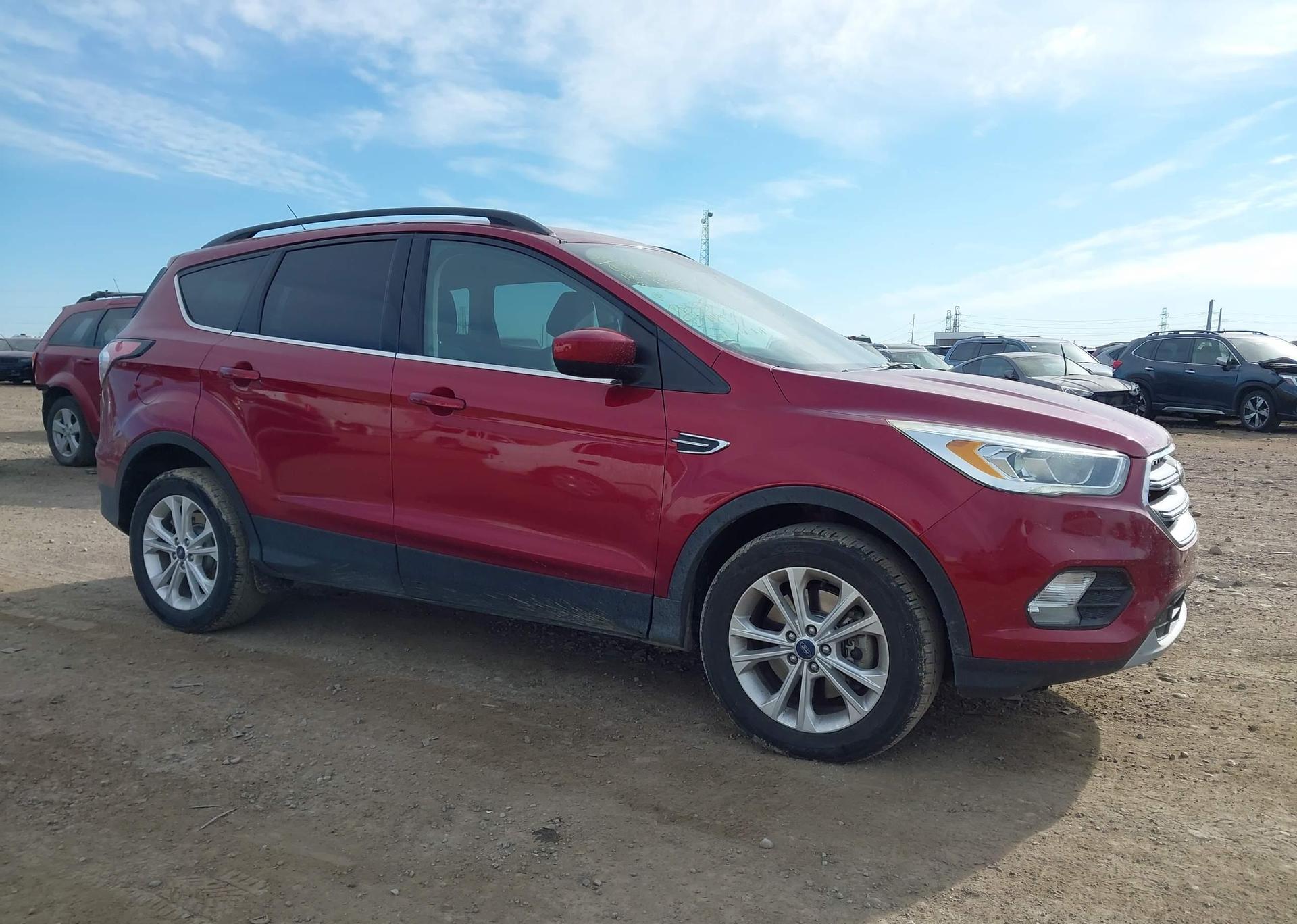 2017 FORD ESCAPE SE