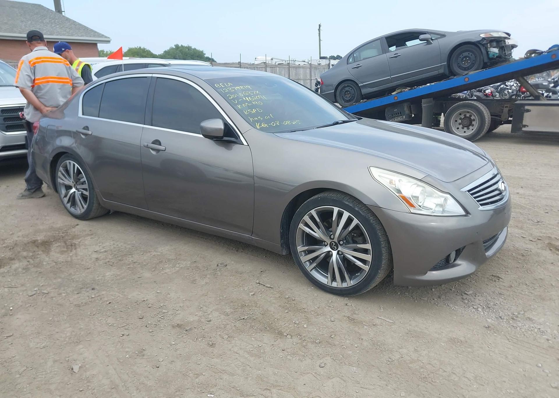 2010 INFINITI G37X