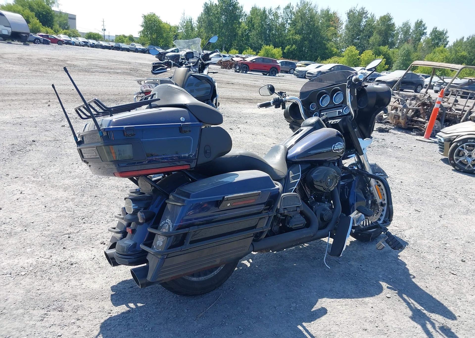 2012 HARLEY-DAVIDSON FLHTCU ULTRA CLASSIC ELECTRA GLD