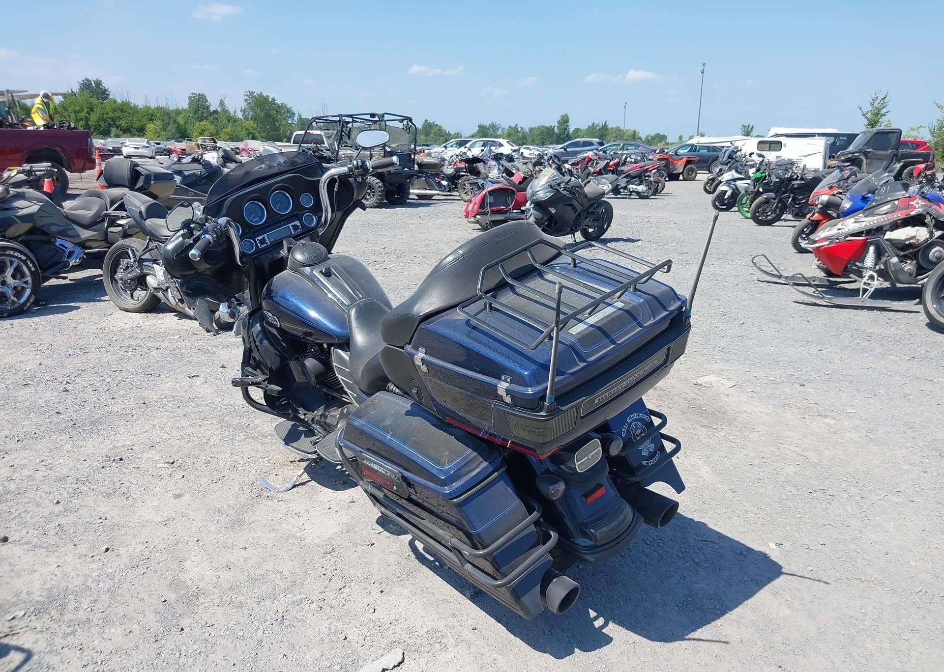 2012 HARLEY-DAVIDSON FLHTCU ULTRA CLASSIC ELECTRA GLD