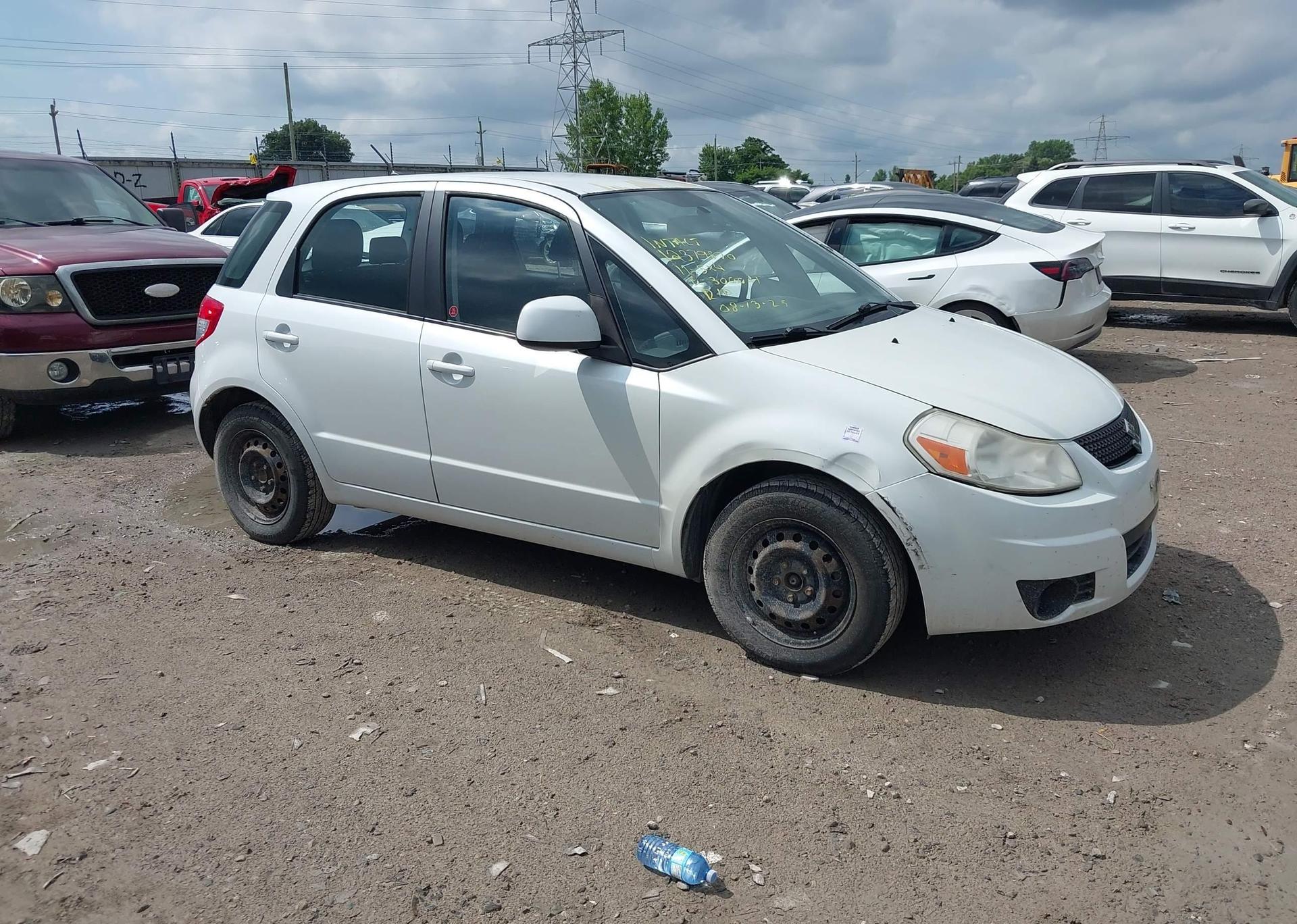 2011 SUZUKI SX4