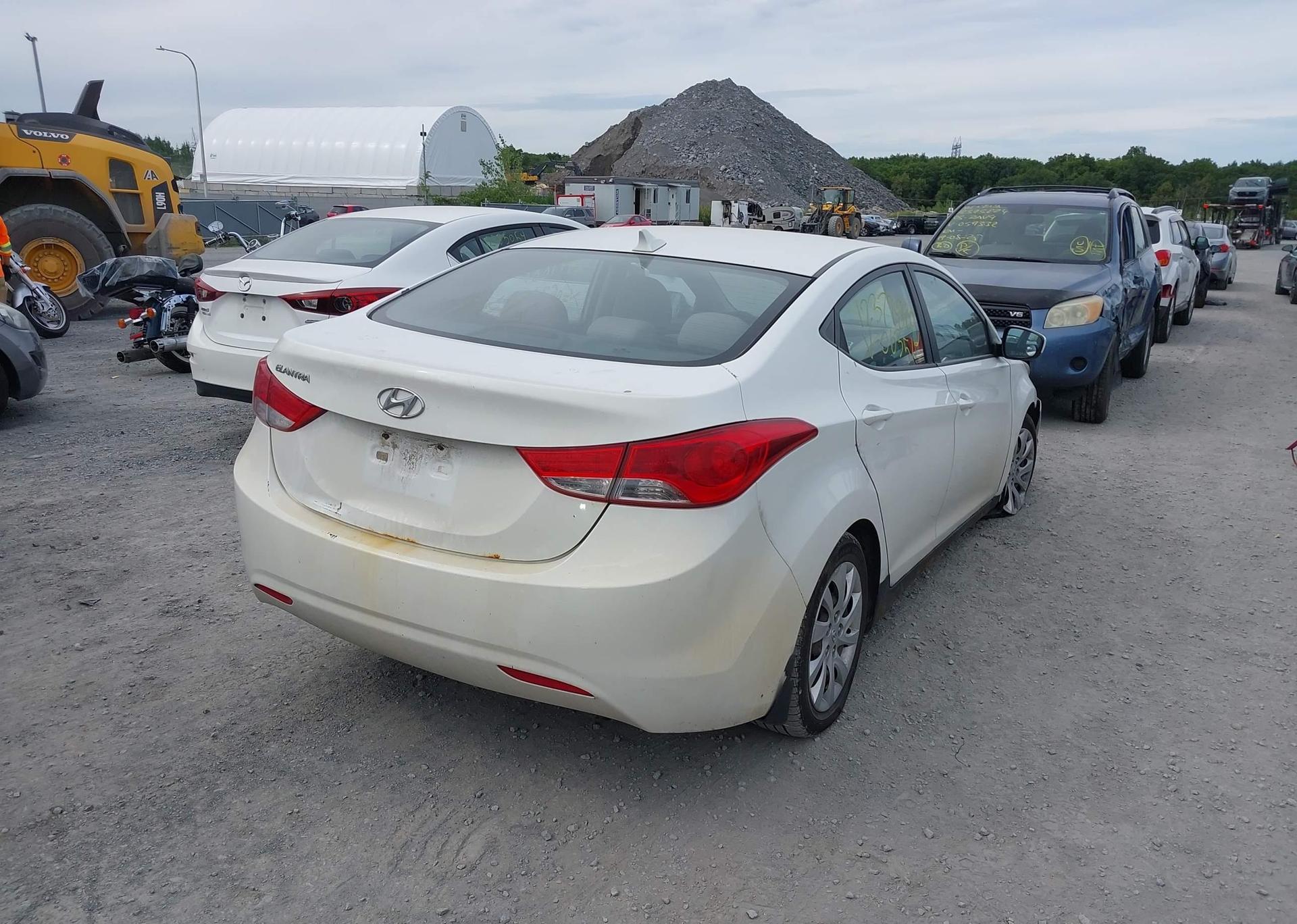 2012 HYUNDAI ELANTRA GLS