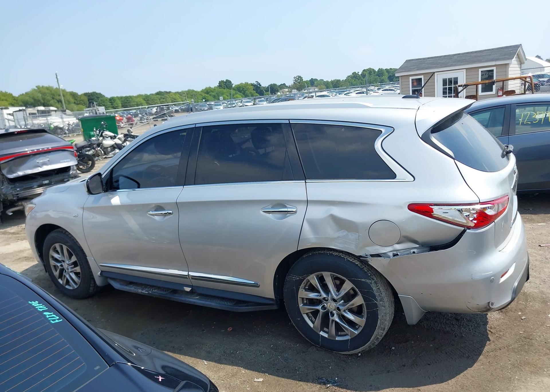 2015 INFINITI QX60