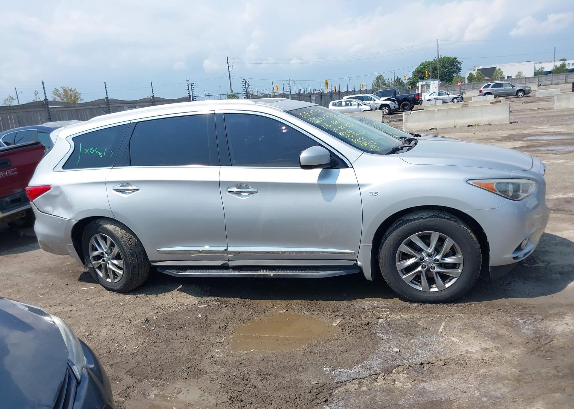 2015 INFINITI QX60