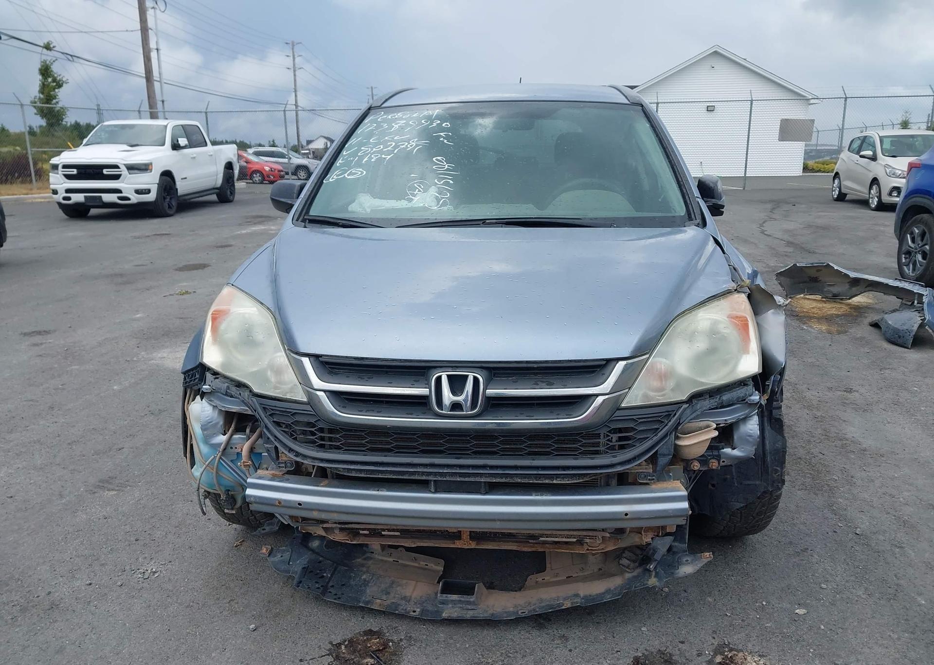 2011 HONDA CR-V LX