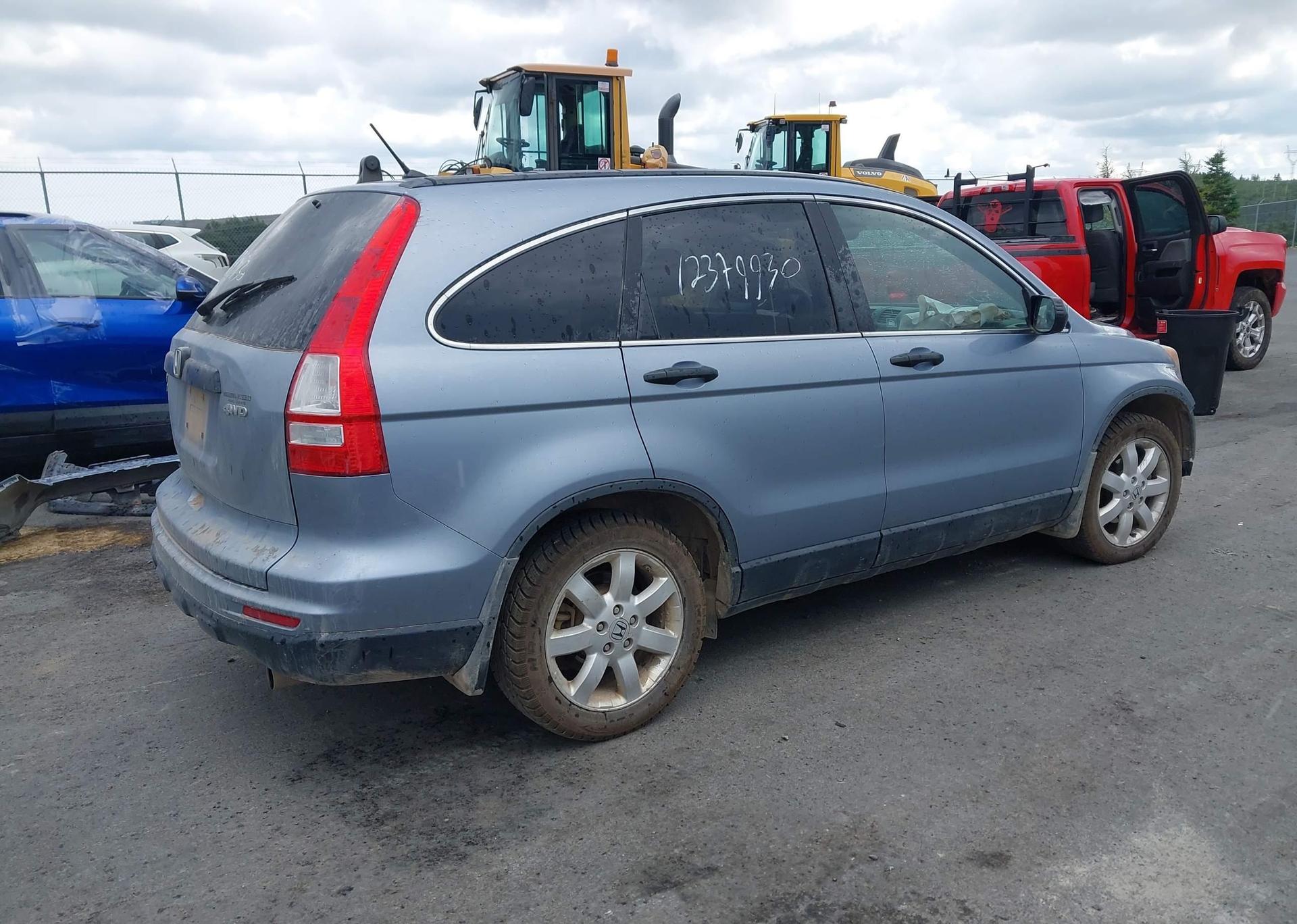 2011 HONDA CR-V LX