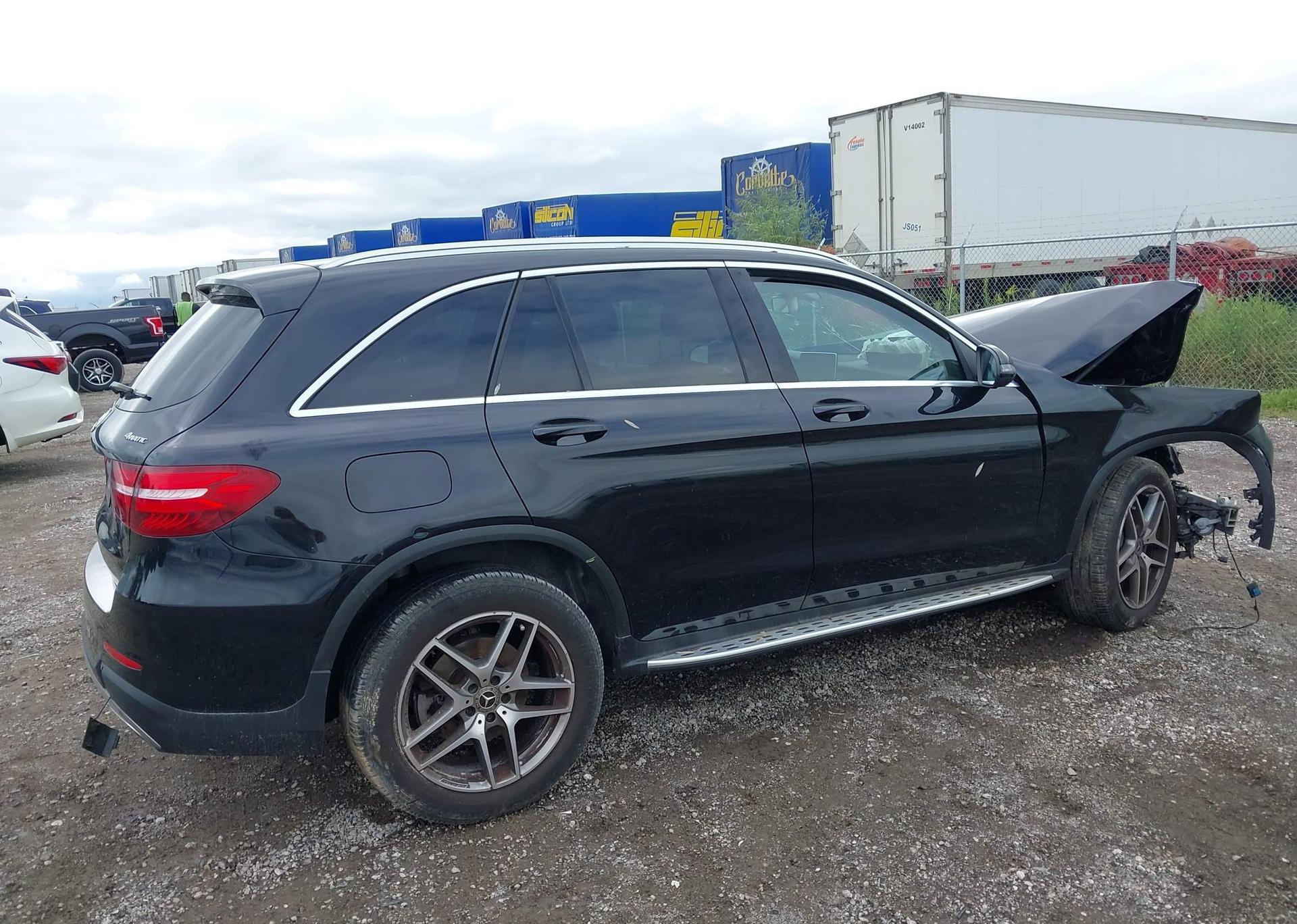 2017 MERCEDES-BENZ GLC 300 4MATIC