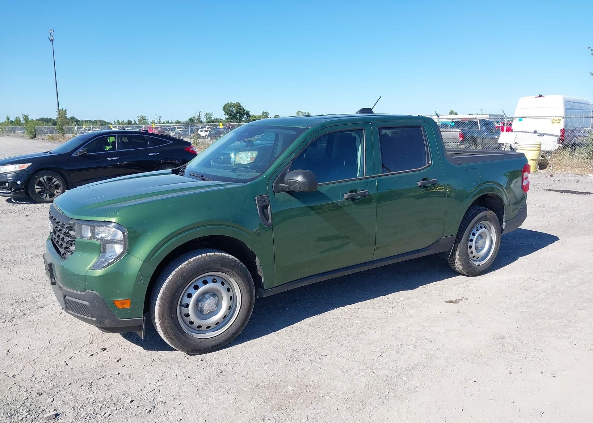 2025 FORD MAVERICK XL