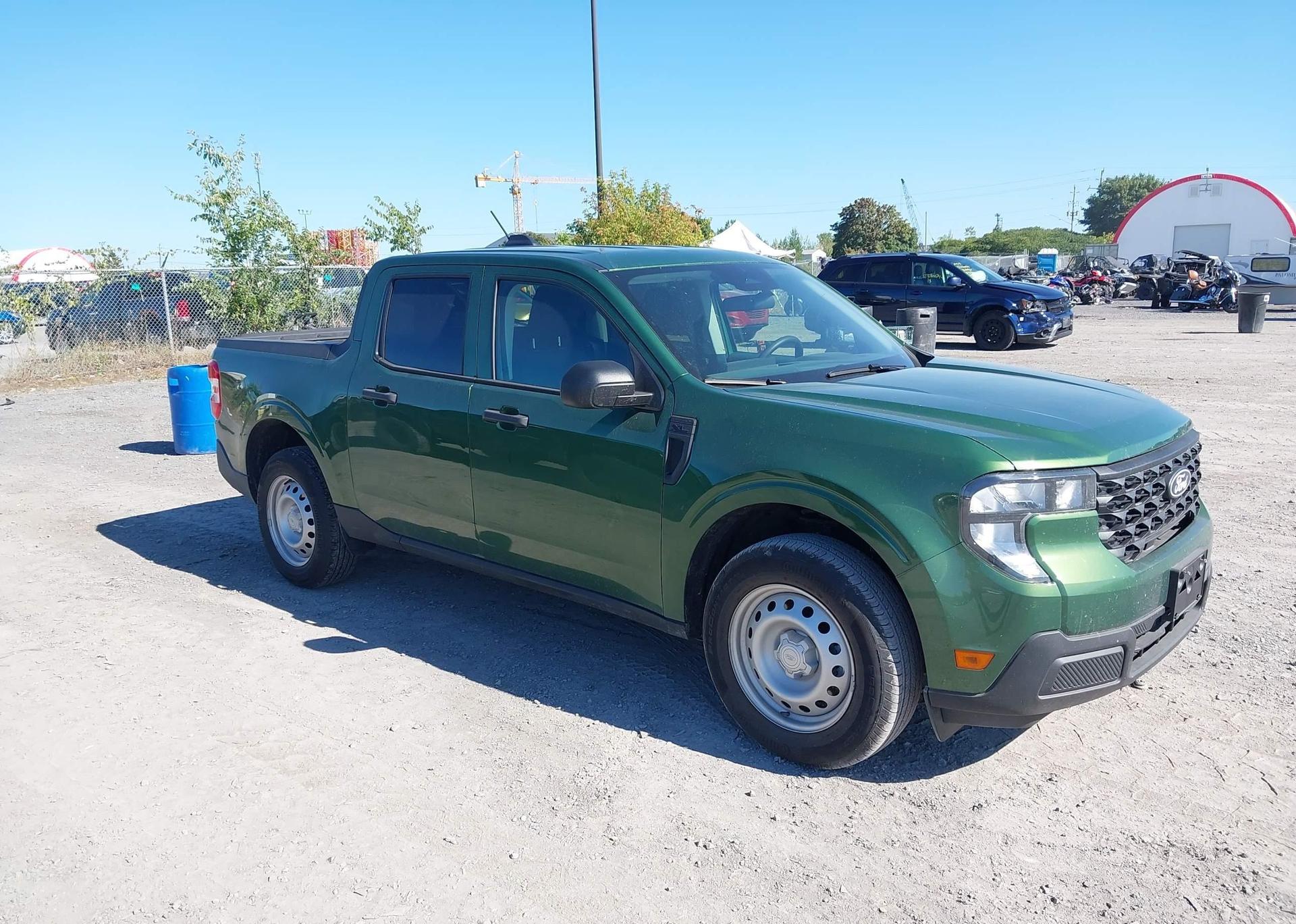 2025 FORD MAVERICK XL
