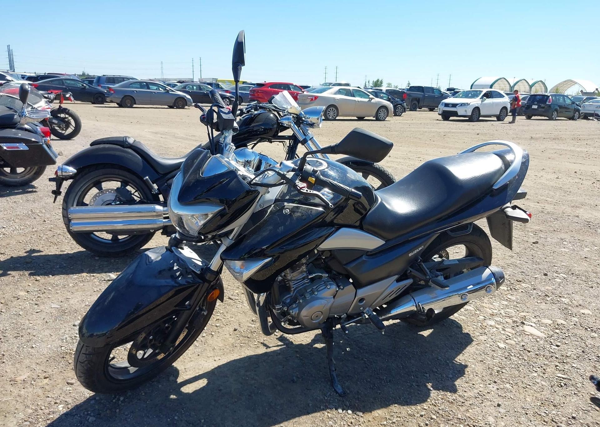 2015 SUZUKI GW250