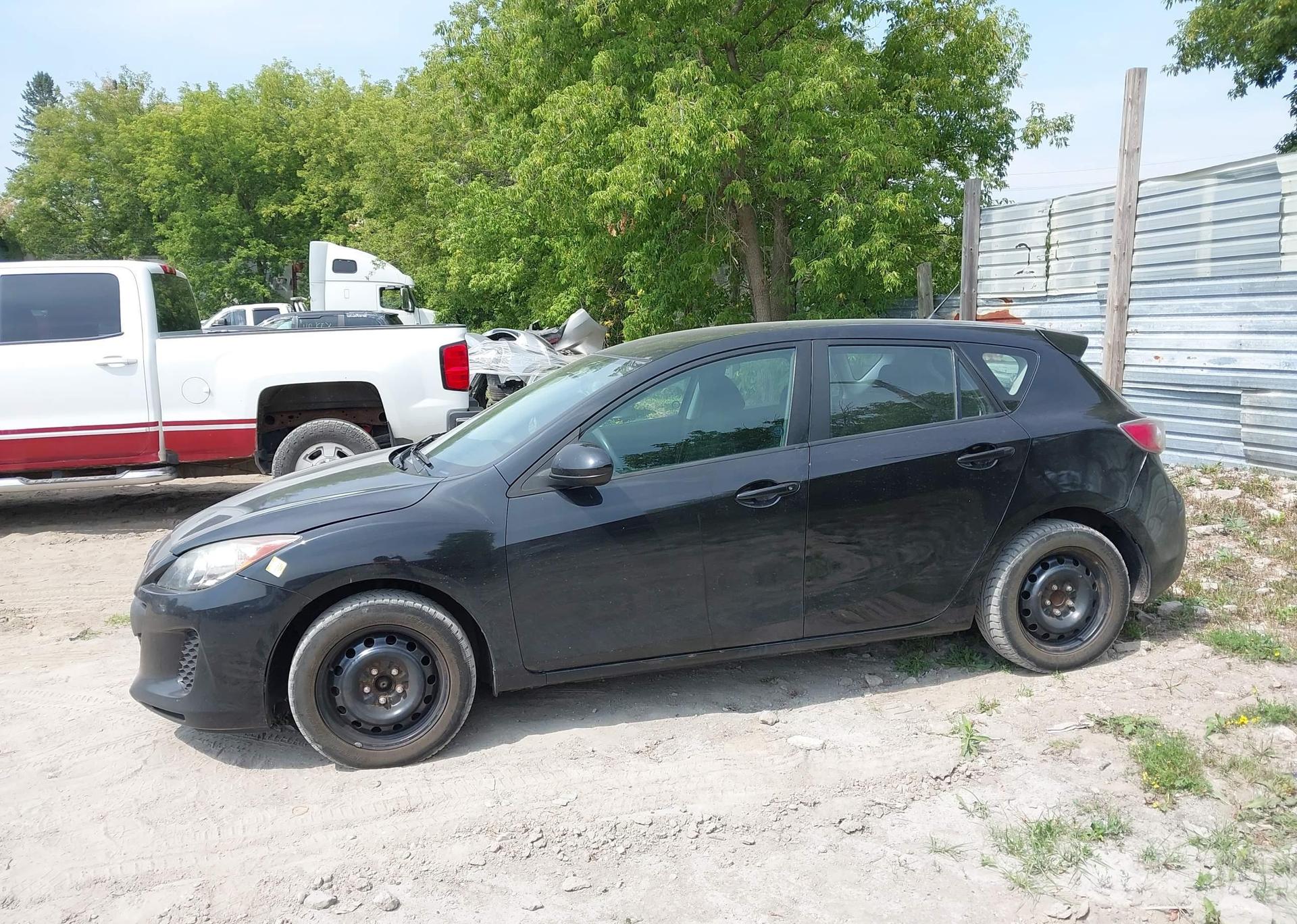 2013 MAZDA 3 I
