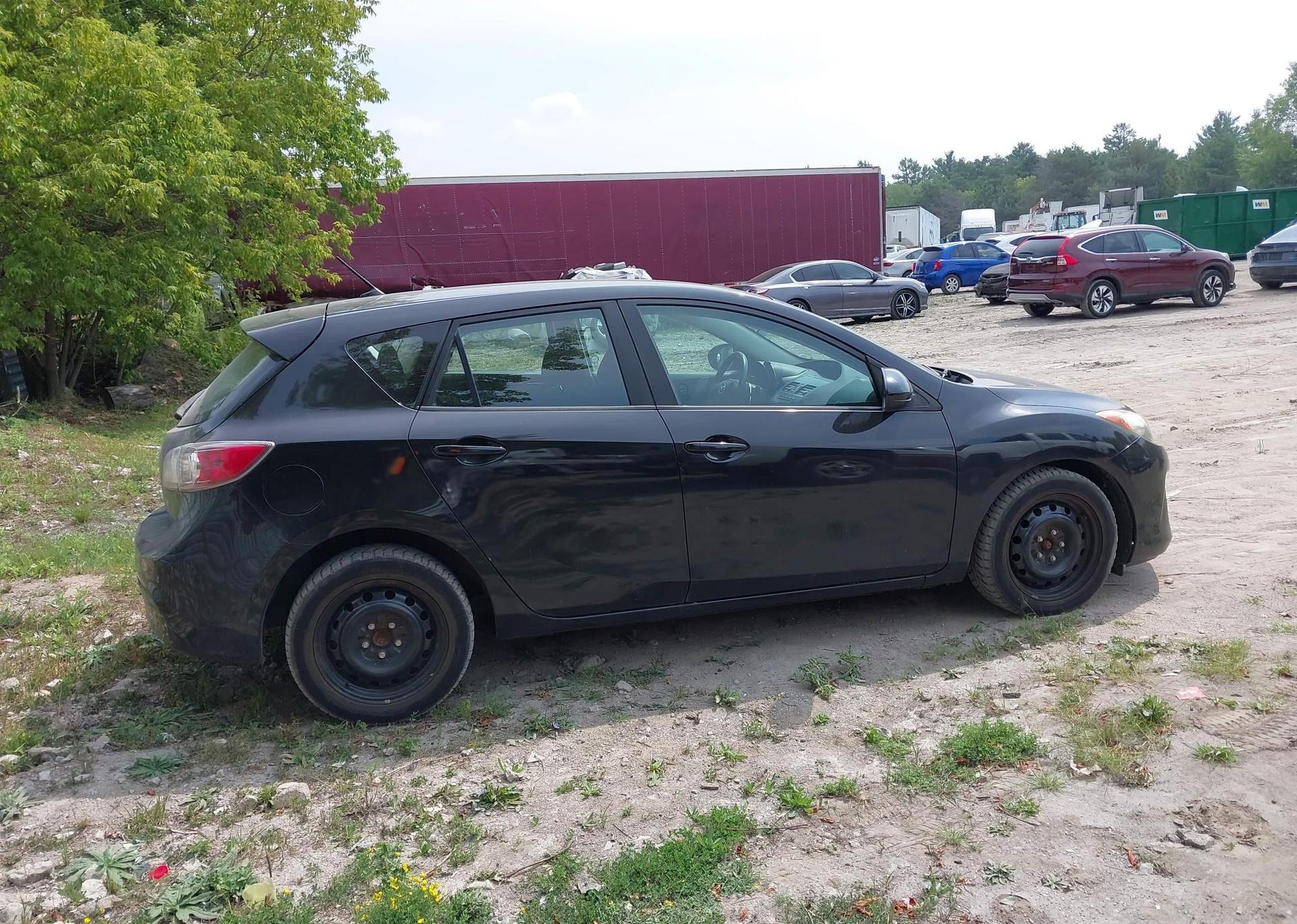 2013 MAZDA 3 I