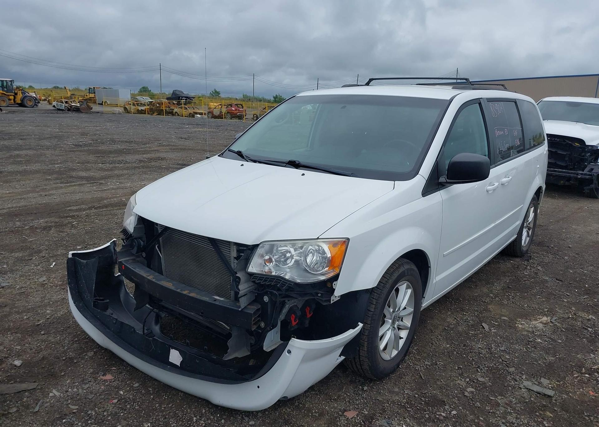 2014 DODGE GRAND CARAVAN SE