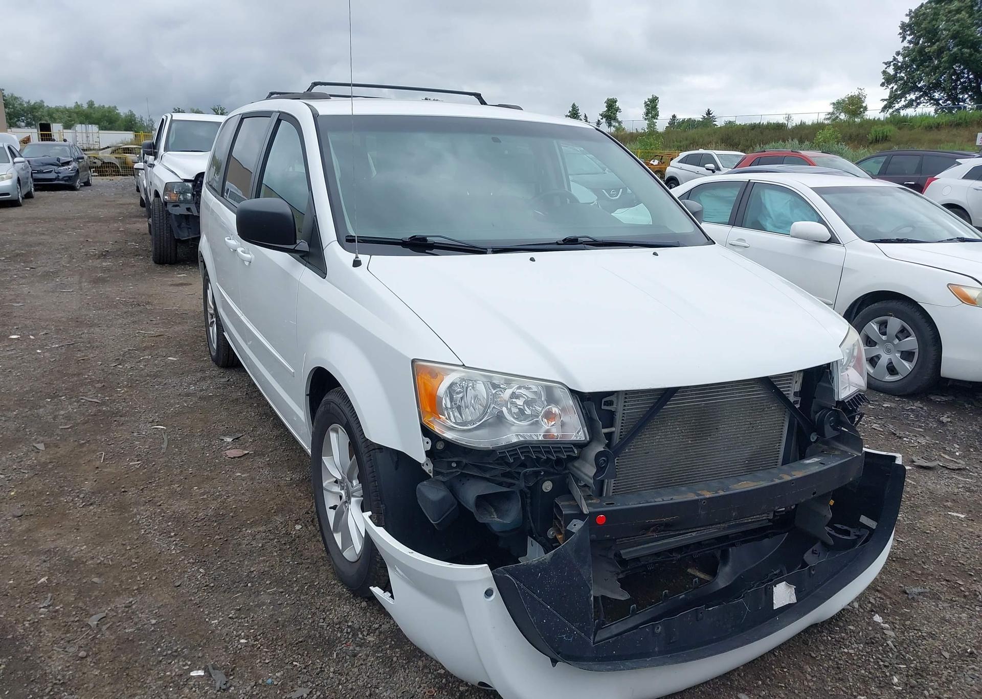 2014 DODGE GRAND CARAVAN SE