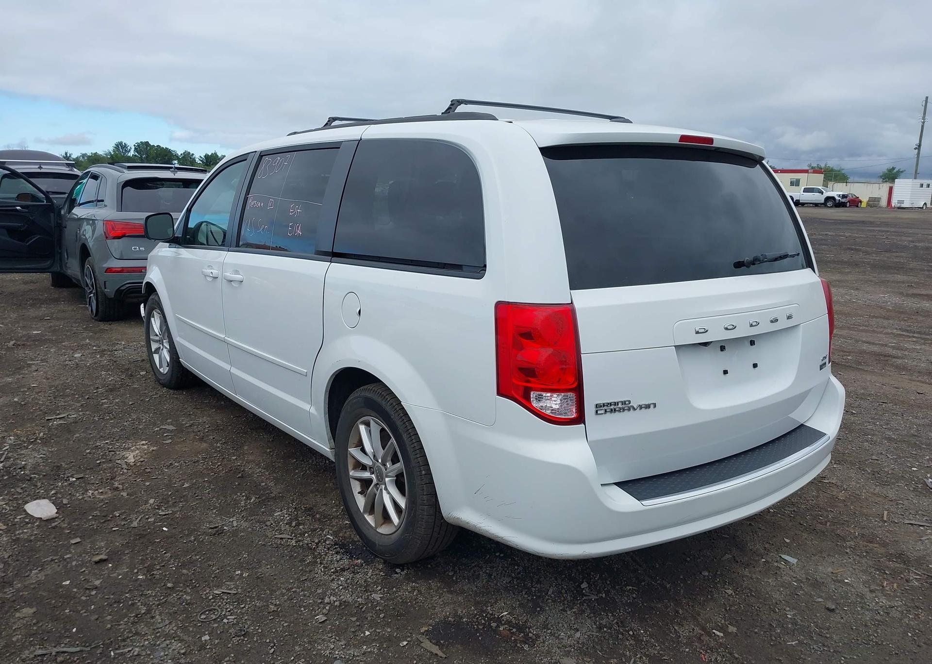 2014 DODGE GRAND CARAVAN SE