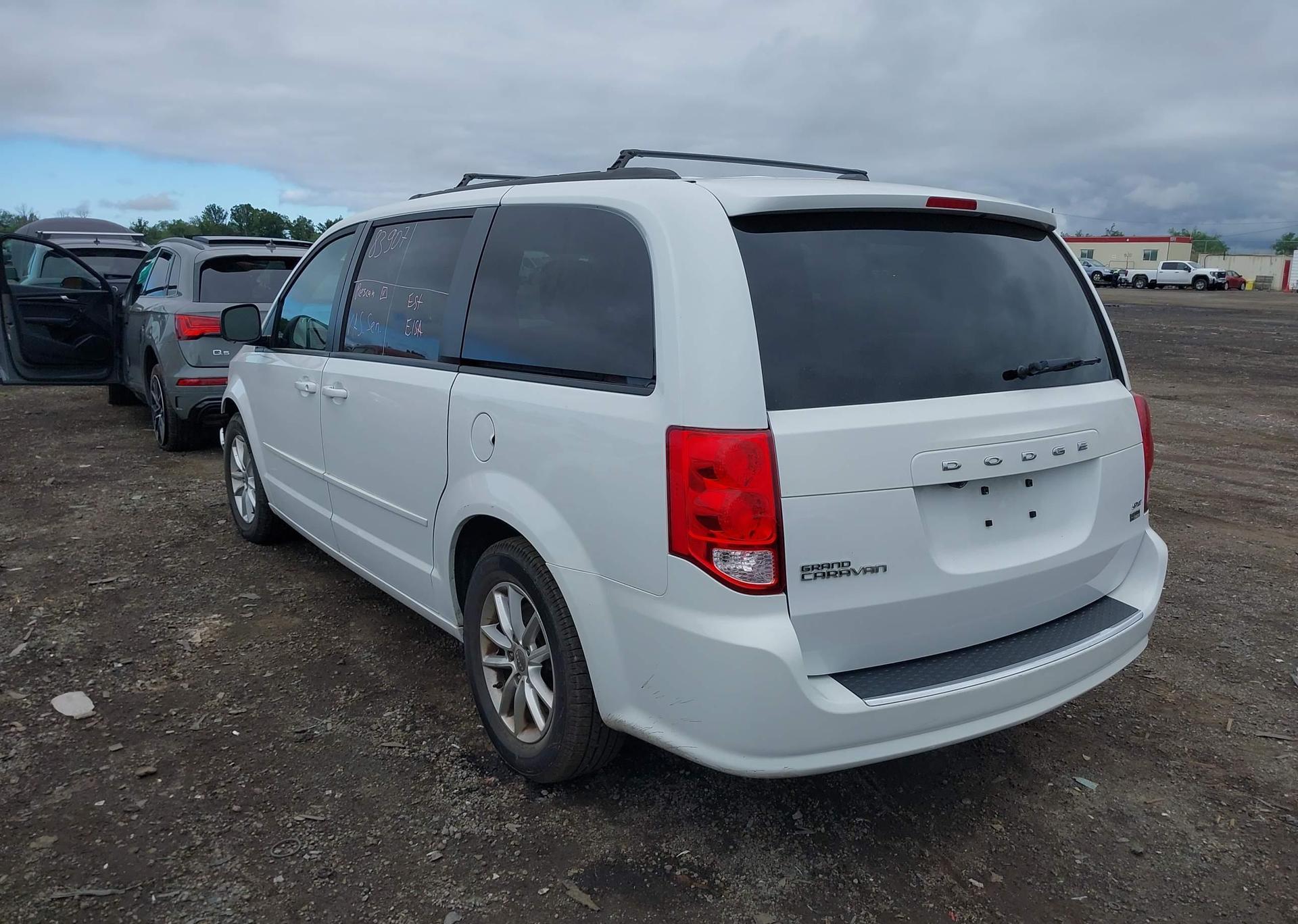 2014 DODGE GRAND CARAVAN SE