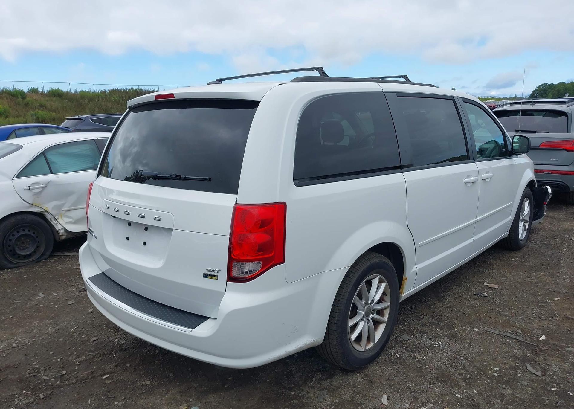 2014 DODGE GRAND CARAVAN SE