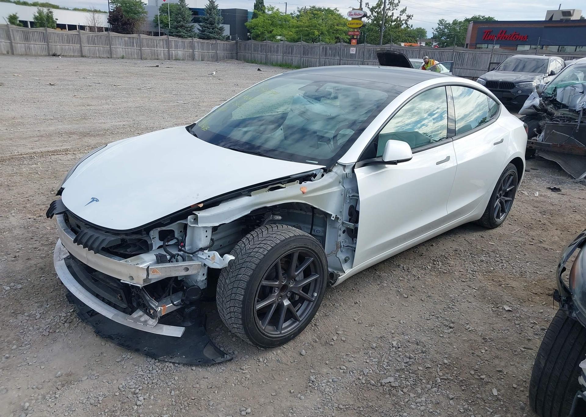 2022 TESLA MODEL 3 RWD