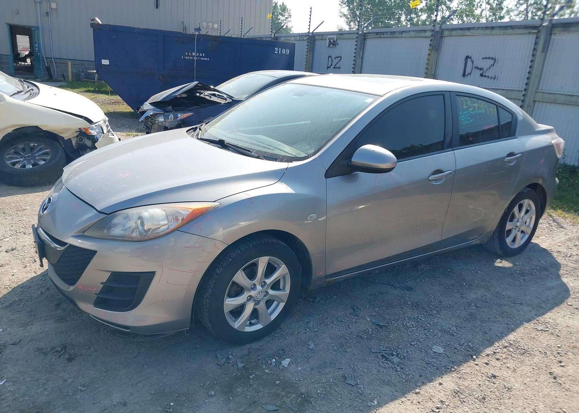 2010 MAZDA MAZDA3 GS