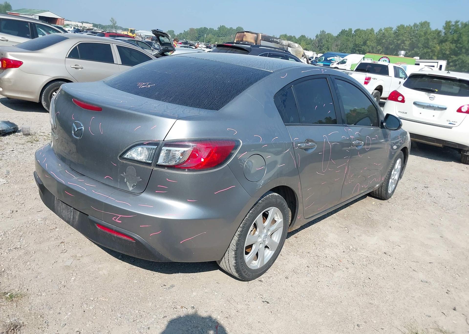 2010 MAZDA MAZDA3 GS
