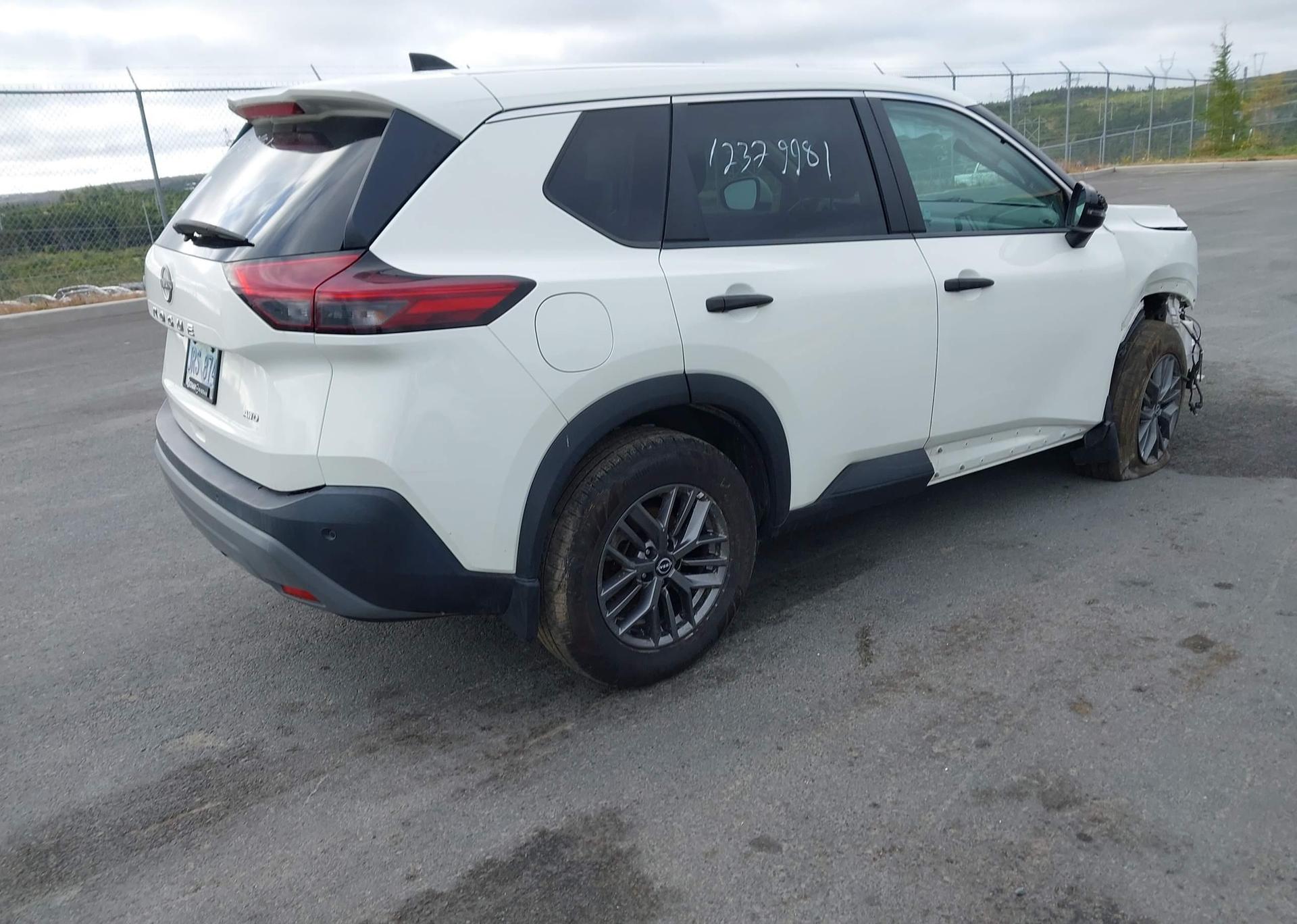 2022 NISSAN ROGUE S