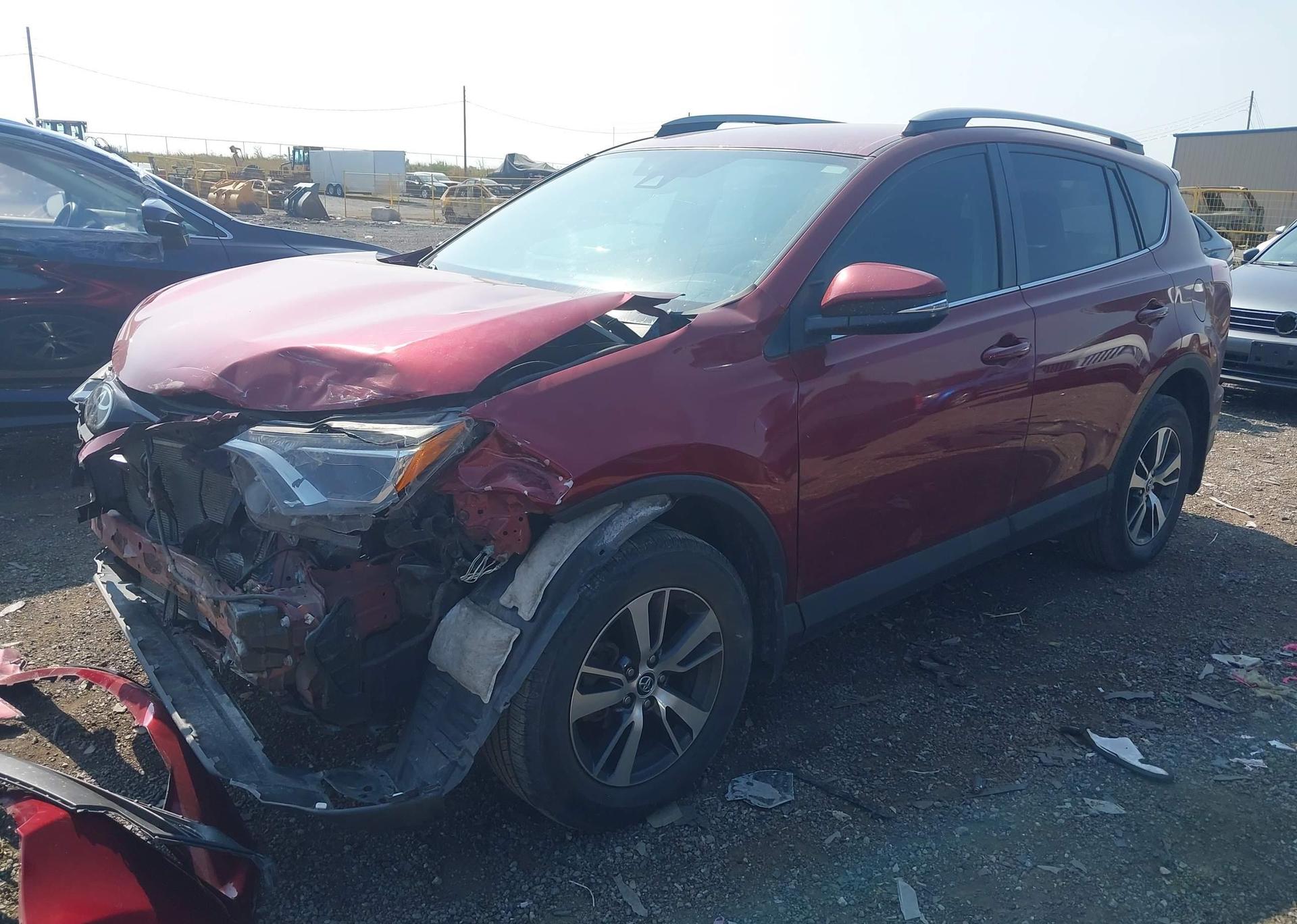 2018 TOYOTA RAV4 LE
