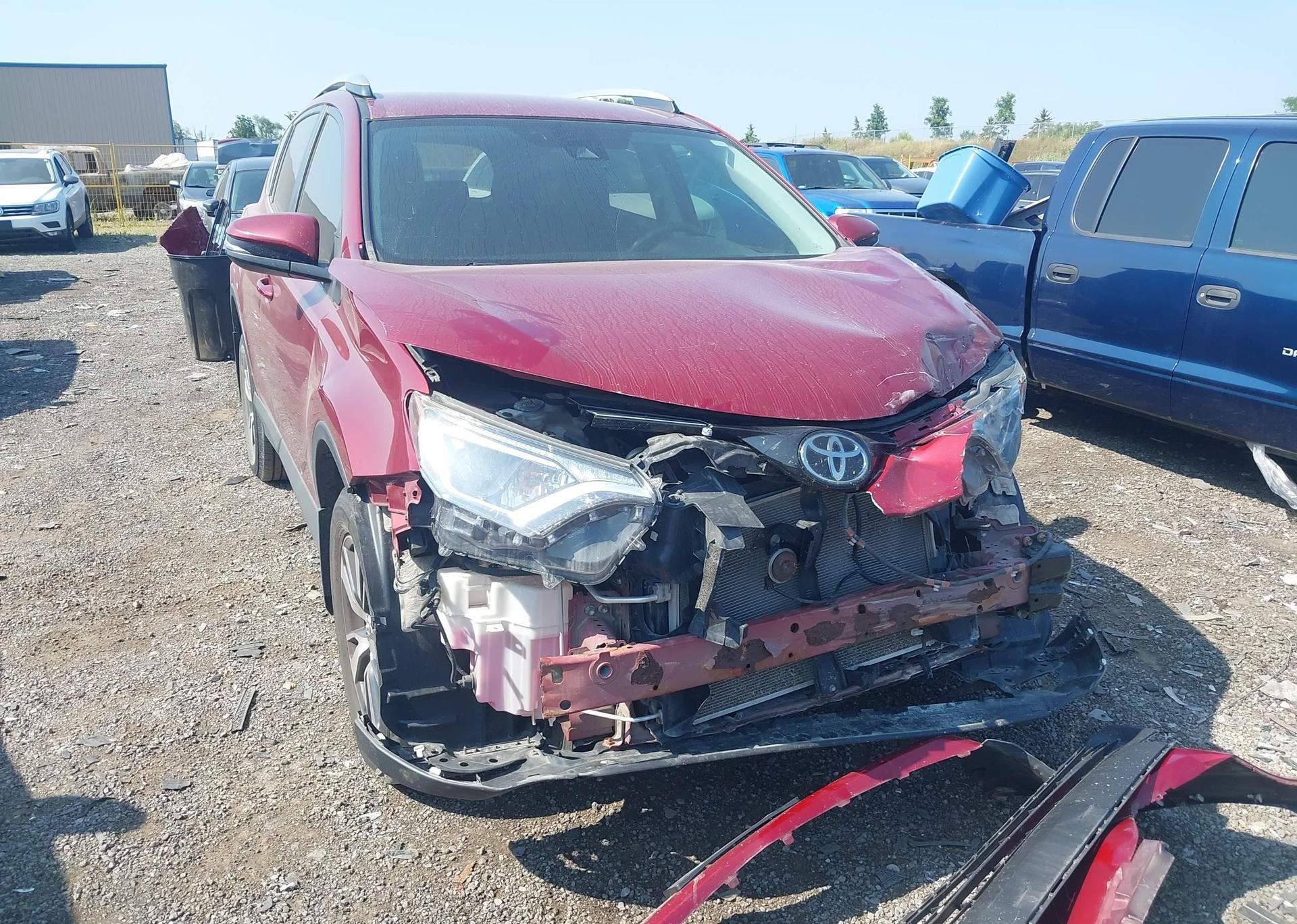 2018 TOYOTA RAV4 LE