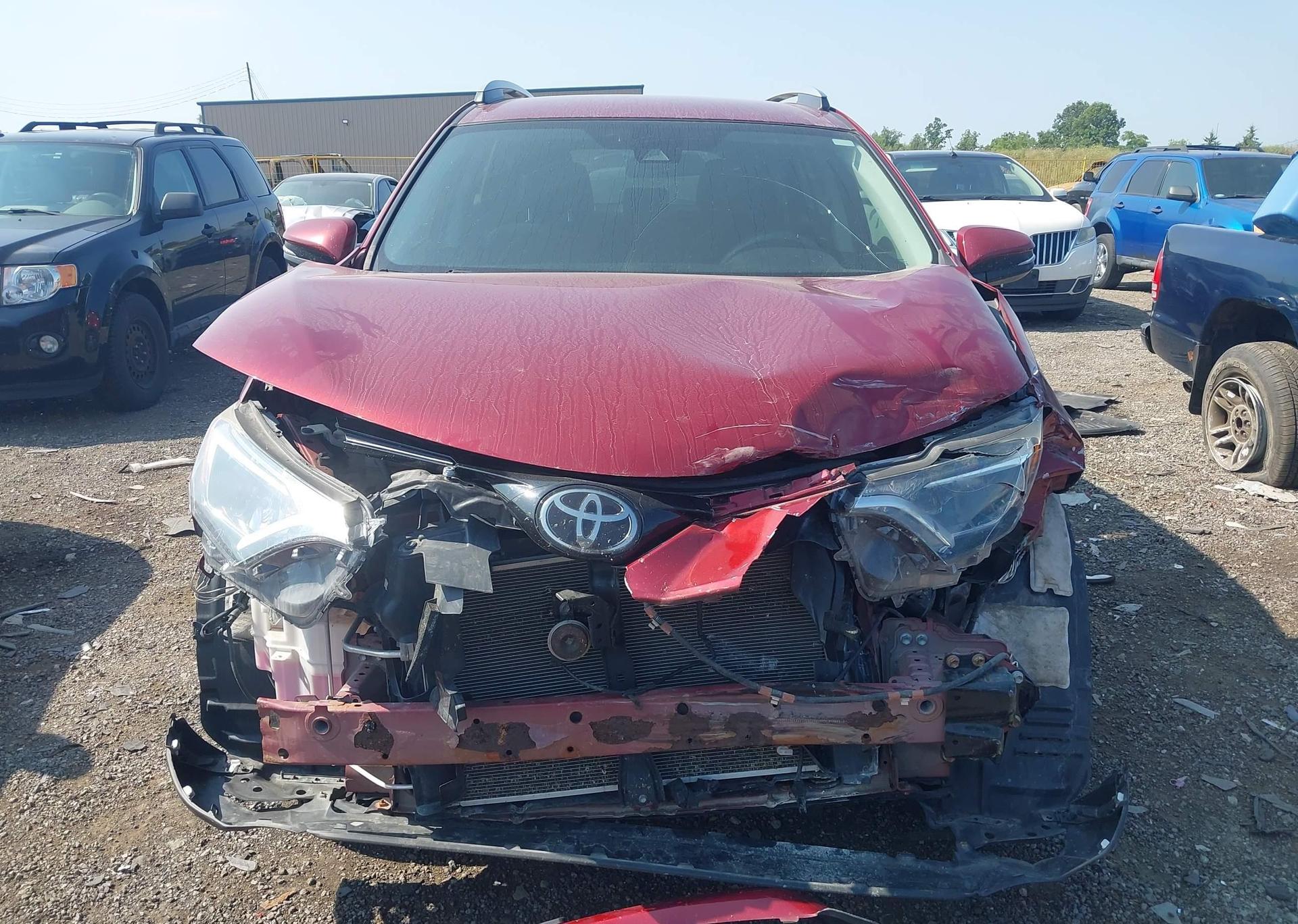 2018 TOYOTA RAV4 LE